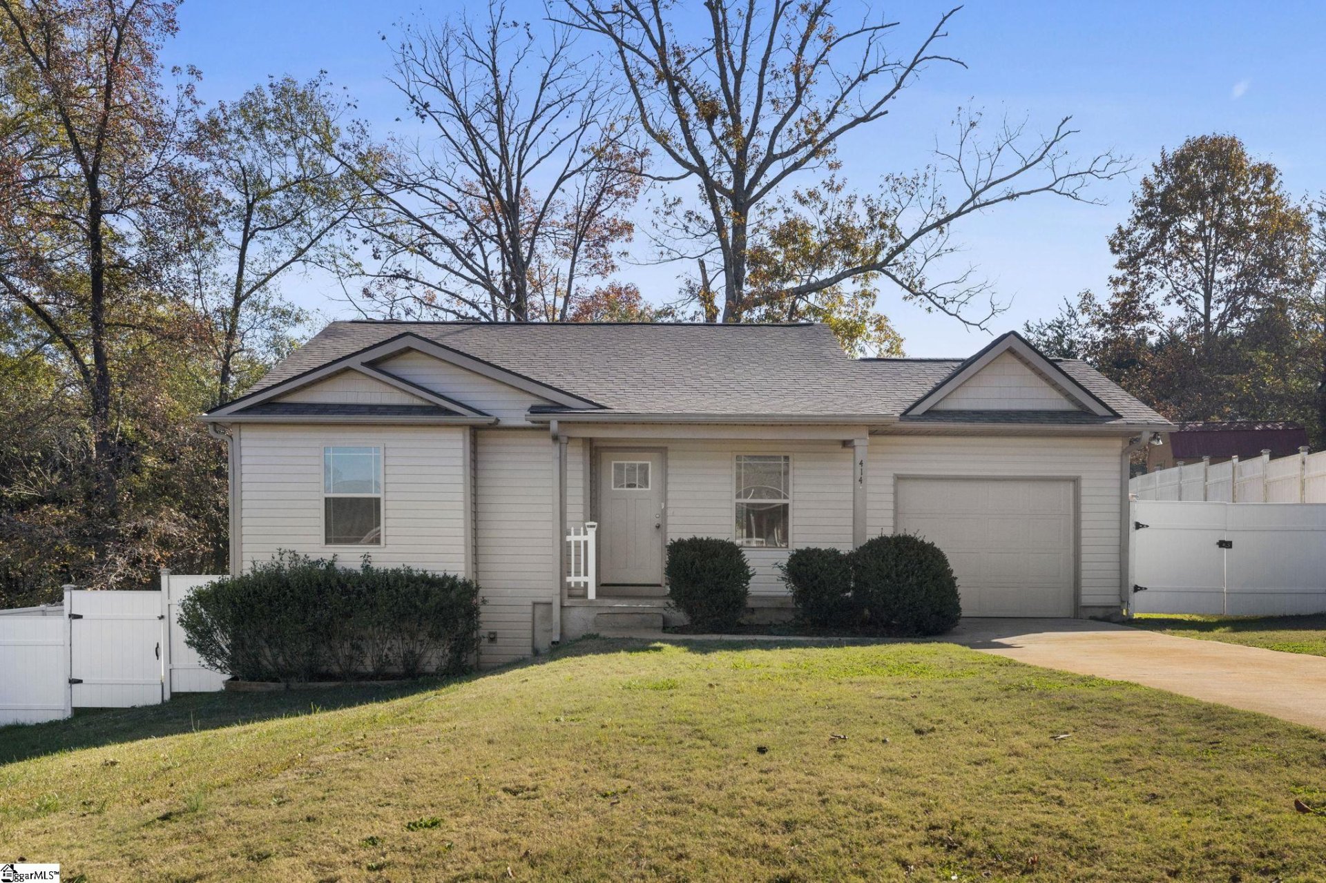 Property image 1 at 414 Mount Hood Drive, Inman, SC 29349