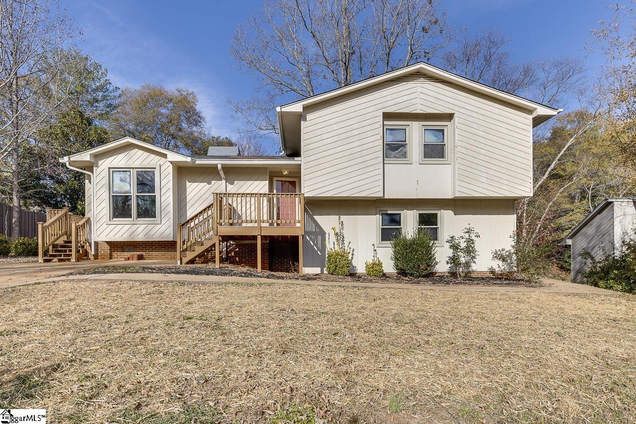Property image 1 at 1008 Fox Row, Taylors, SC 29687