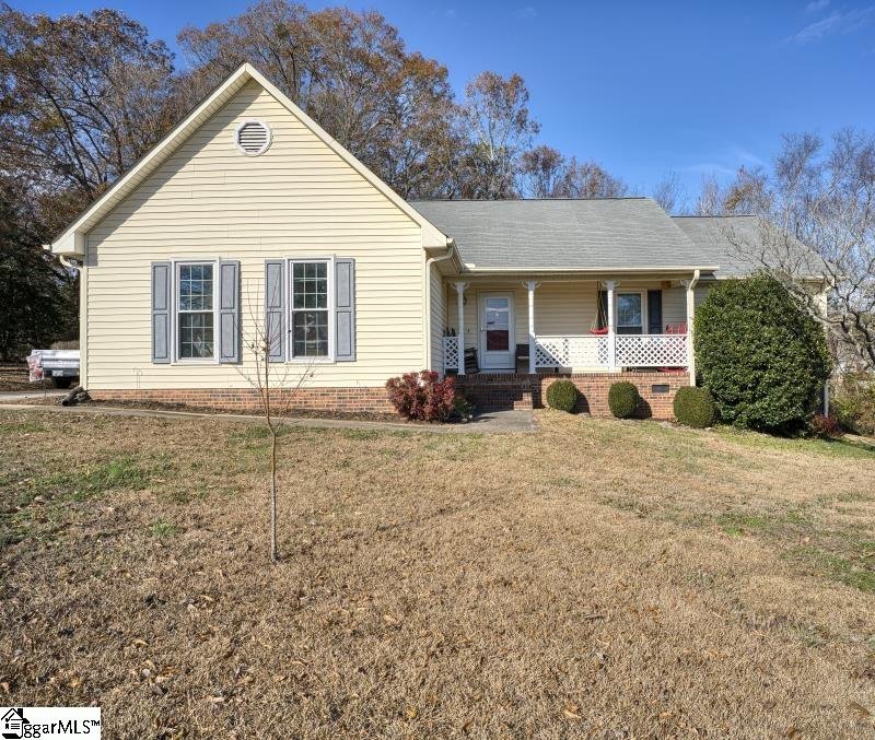 Property image 1 at 108 Burwood Drive, Simpsonville, SC 29681