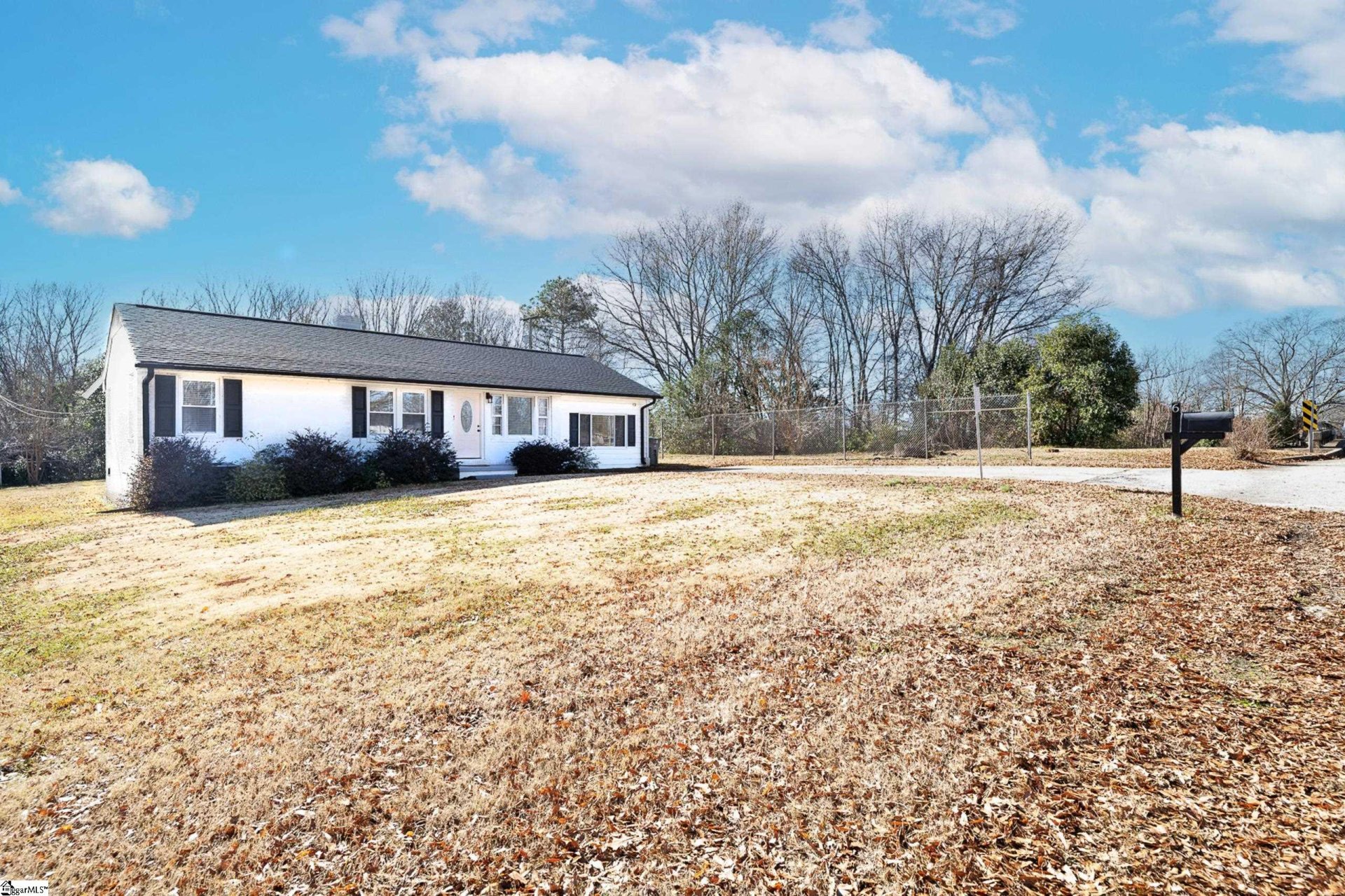 Property image 1 at 6 Butternut Drive, Greenville, SC 29605