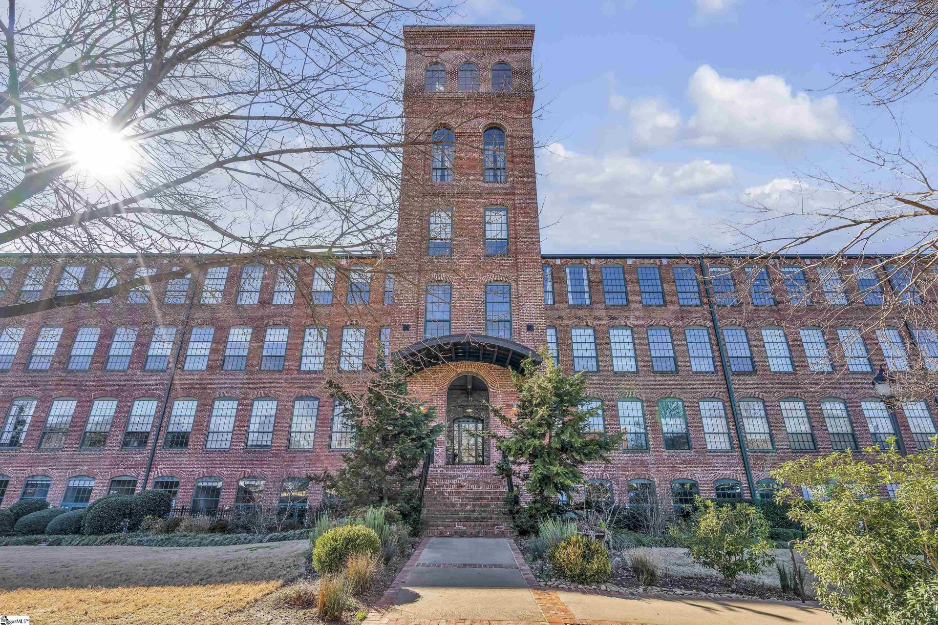 Property image 1 at 400 Mills Avenue, Greenville, SC 29605