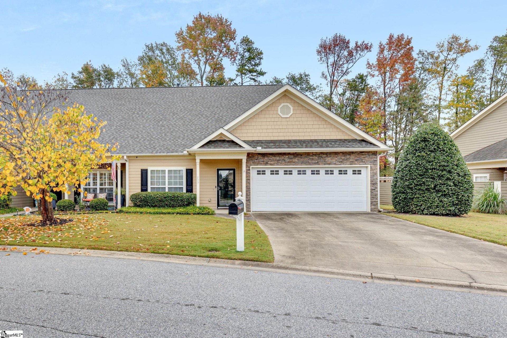 Property image 1 at 233 Louisville Drive, Greenville, SC 29607