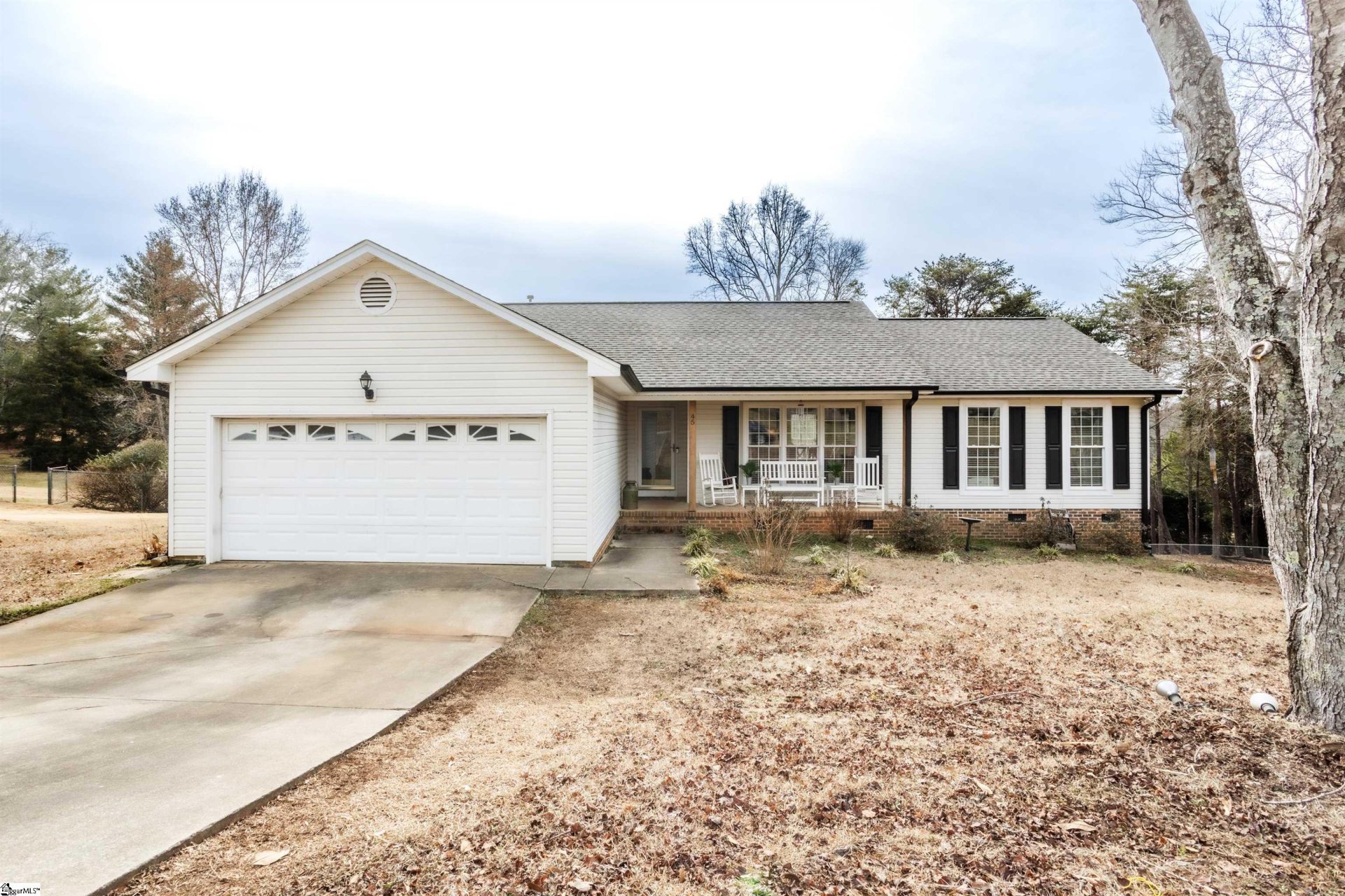 Property image 1 at 45 Rollingreen Road, Greer, SC 29651