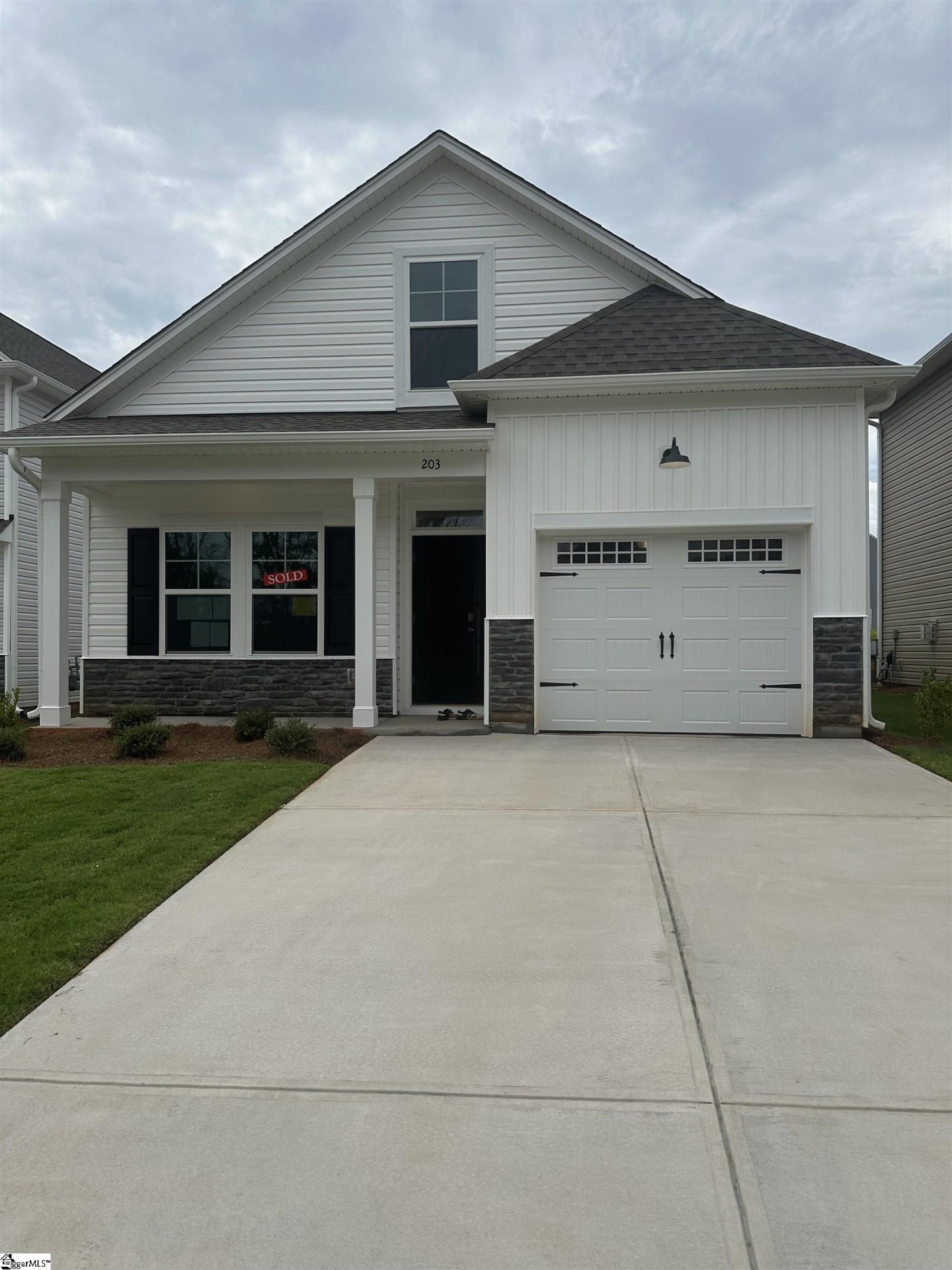 Property image 1 at 203 Brown Circle, Easley, SC 29642