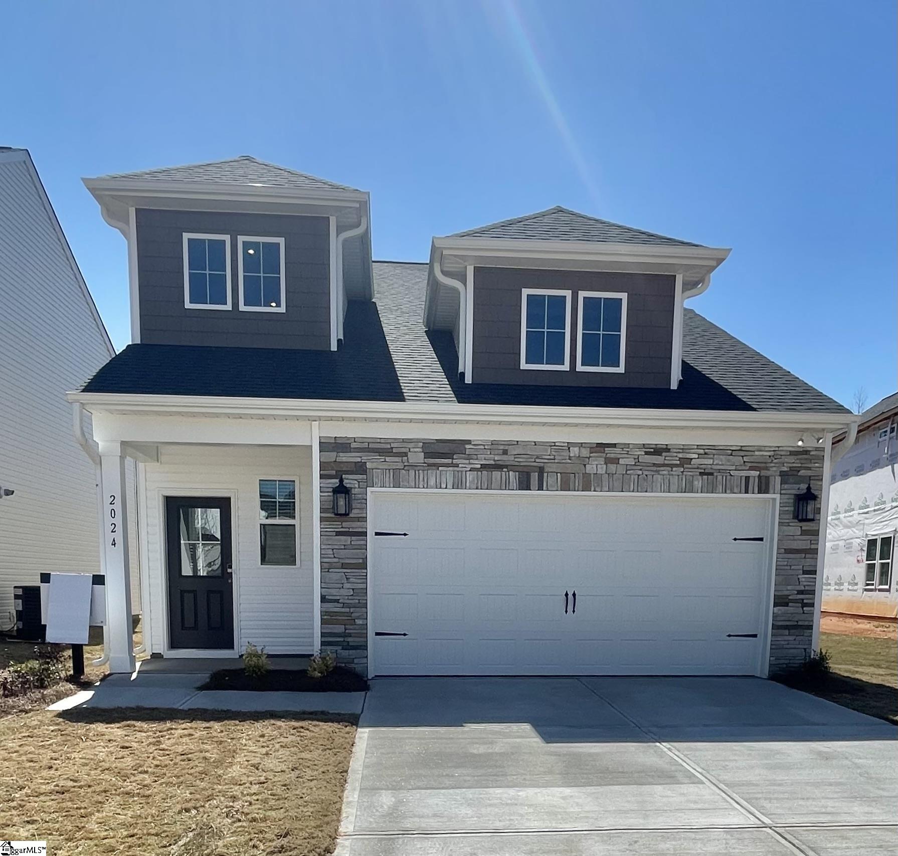 Property image 1 at 2024 Greenwich Court, Spartanburg, SC 29303