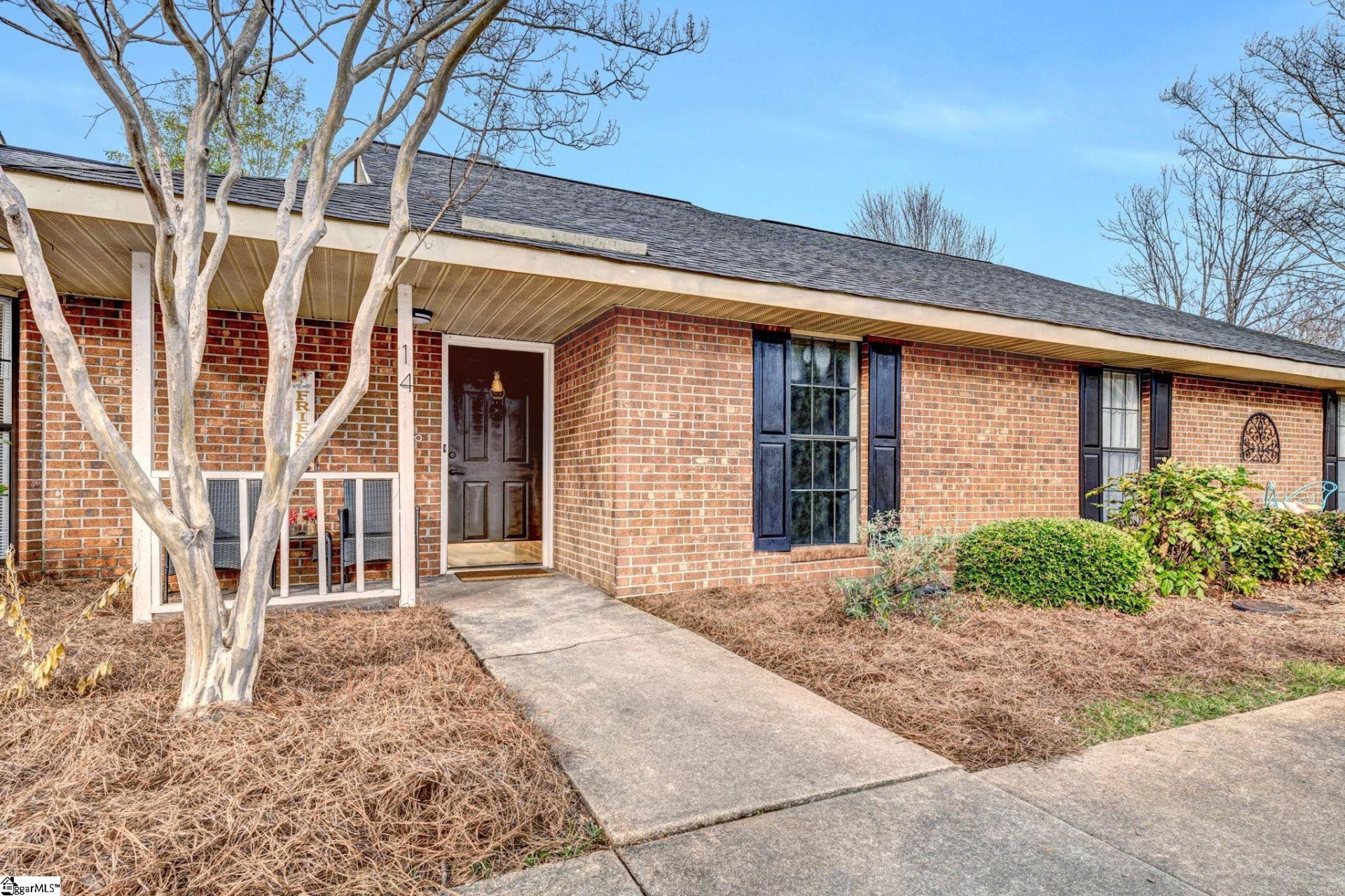 14 Forest Lake Drive