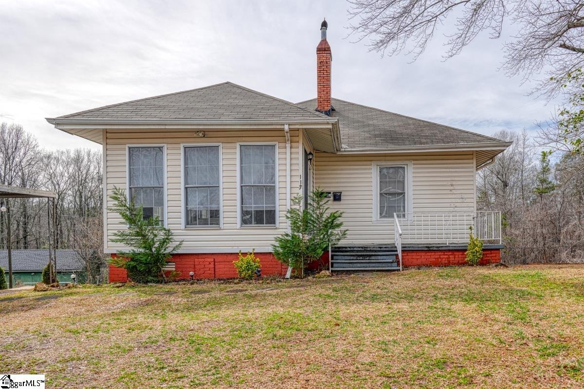 Property image 1 at 117 Lawrence Street, Lyman, SC 29365