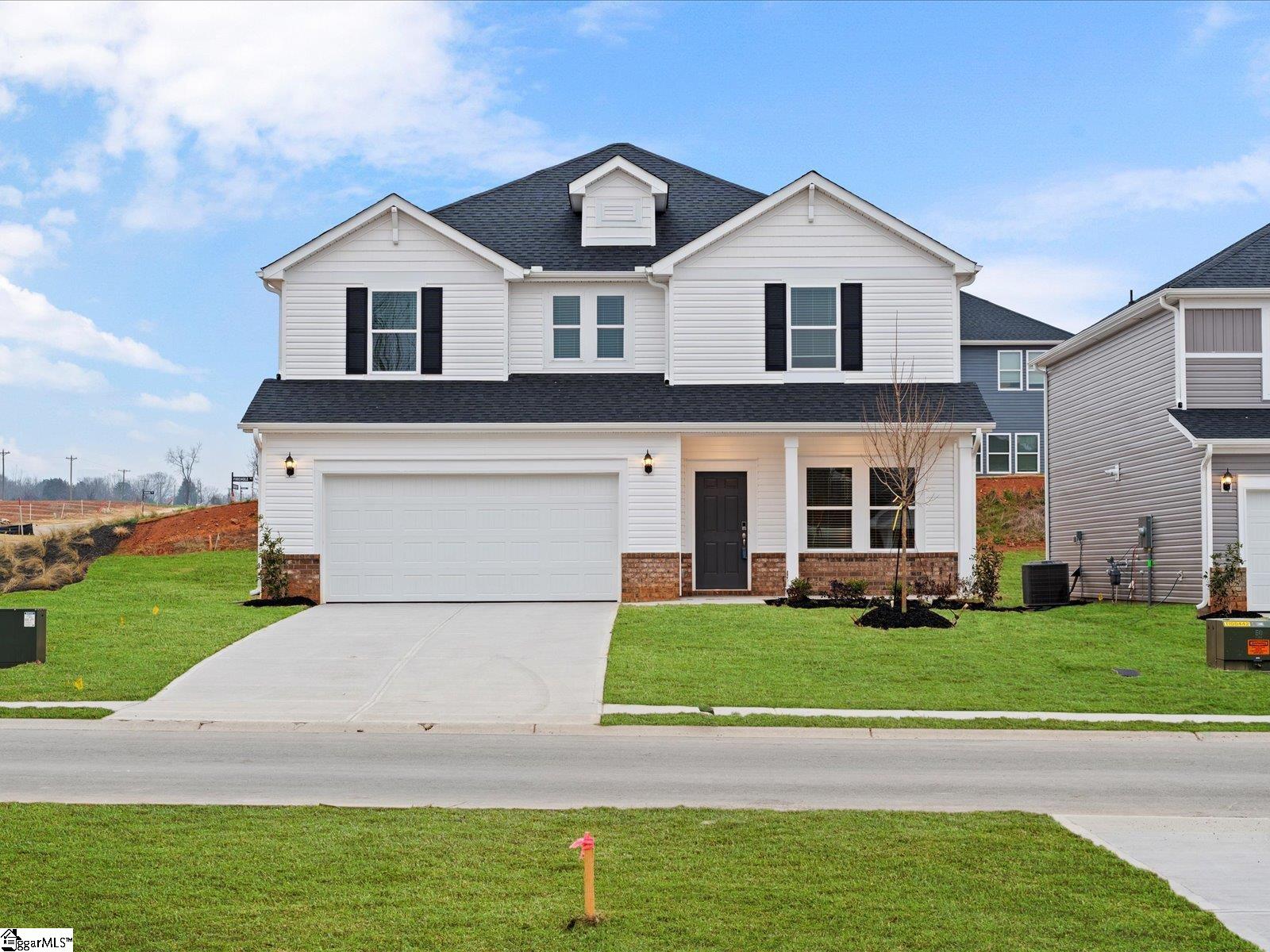 Property at 101 Tantalus Street, Gray Court, SC 29645