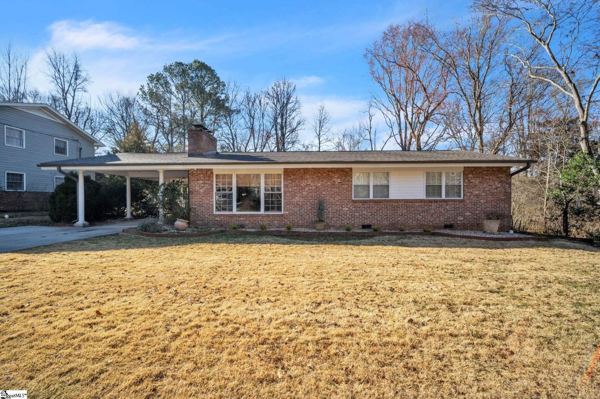 Property image 1 at 2 Forestdale Drive, Taylors, SC 29687-3726