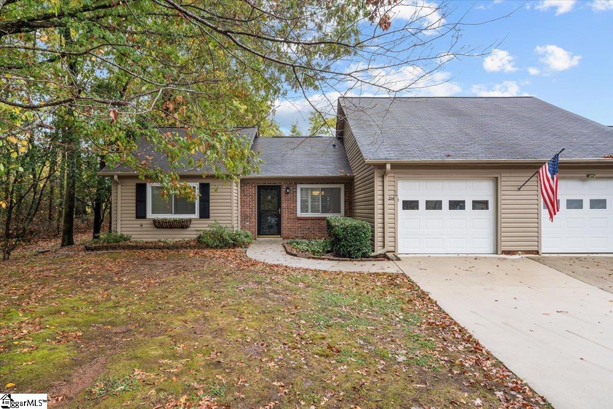 Property image 1 at 214 S Woodgreen Way, Greenville, SC 29615