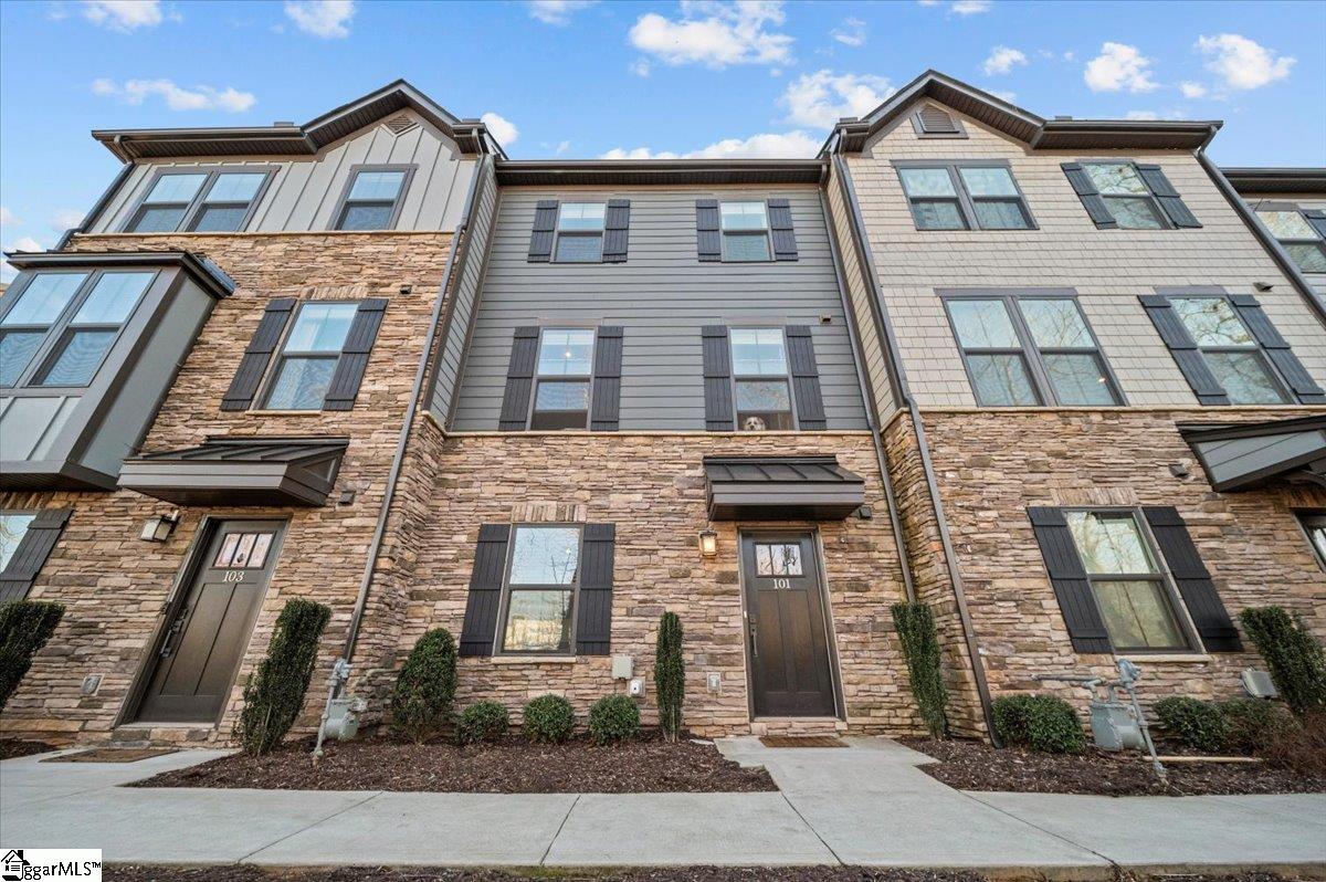 Property image 1 at 101 Rollins Avenue, Greenville, SC 29607