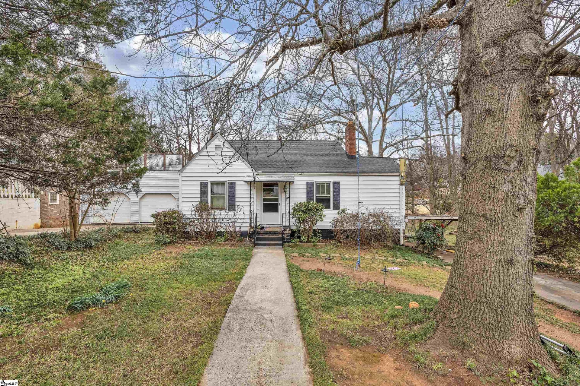 100 Paris View Drive