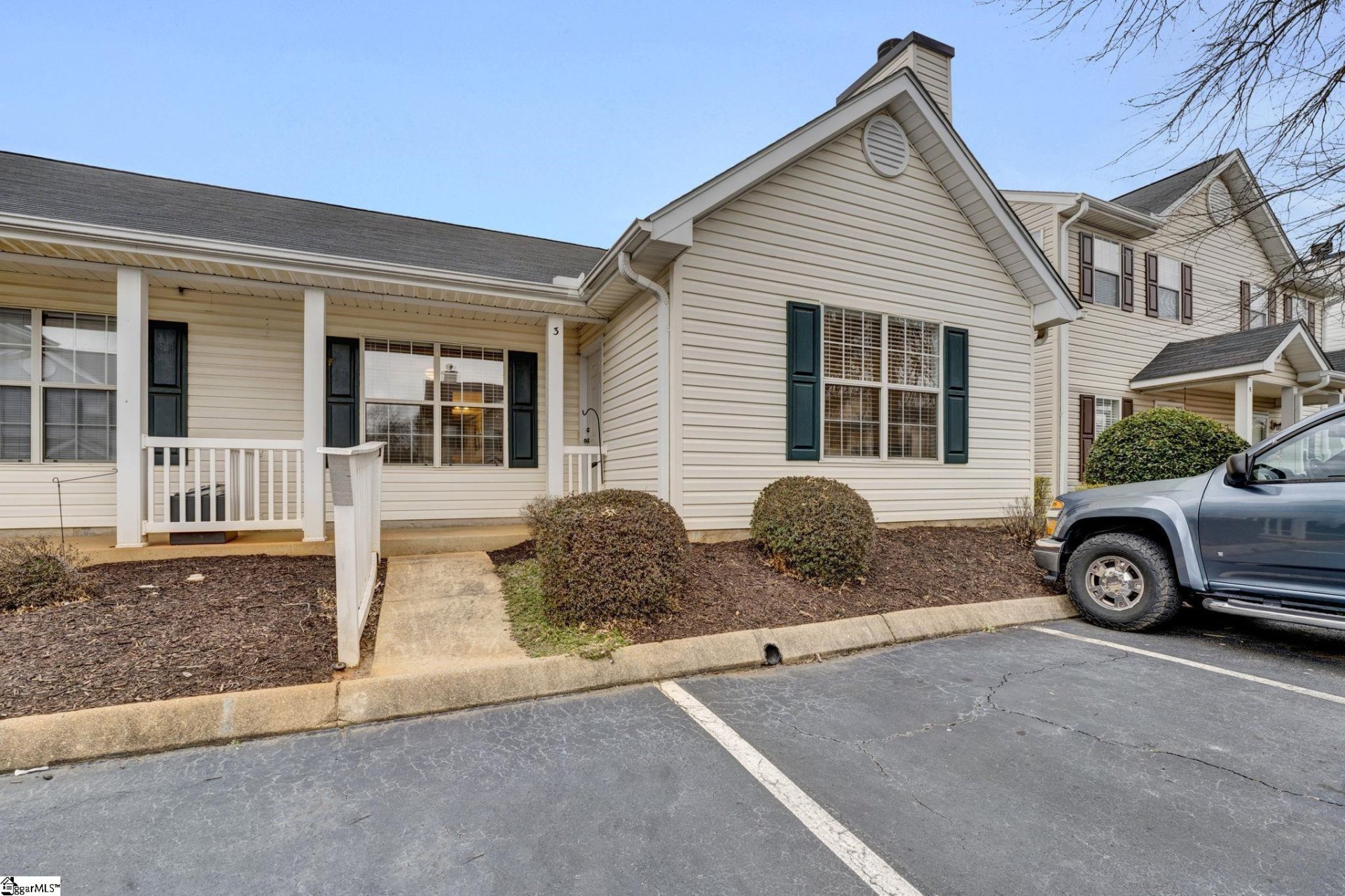 Property image 1 at 3 Hayfield Lane, Greer, SC 29650-4626