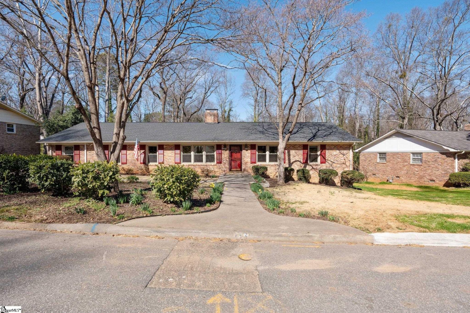 Property image 1 at 113 Great Glen Road, Greenville, SC 29615