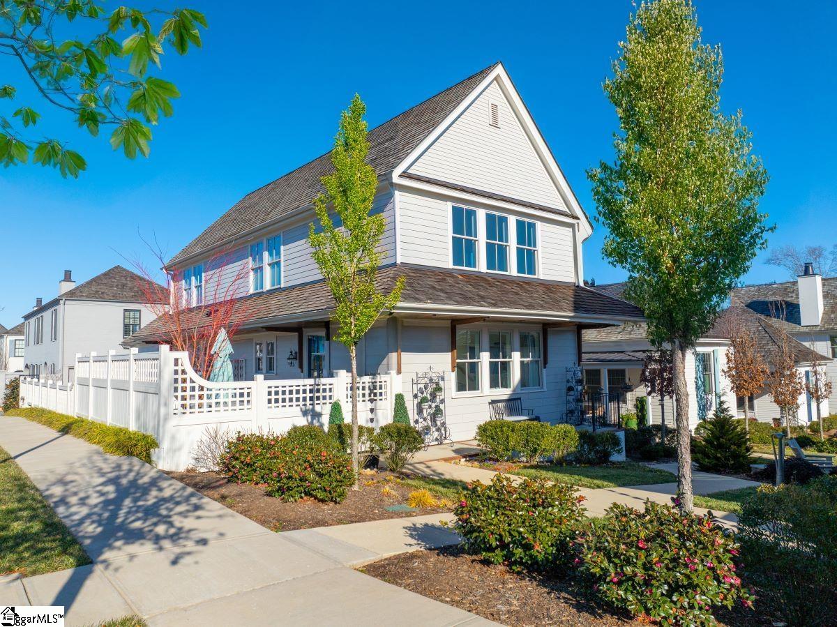 Property image 1 at 2 Bristow Drive, Greenville, SC 29615