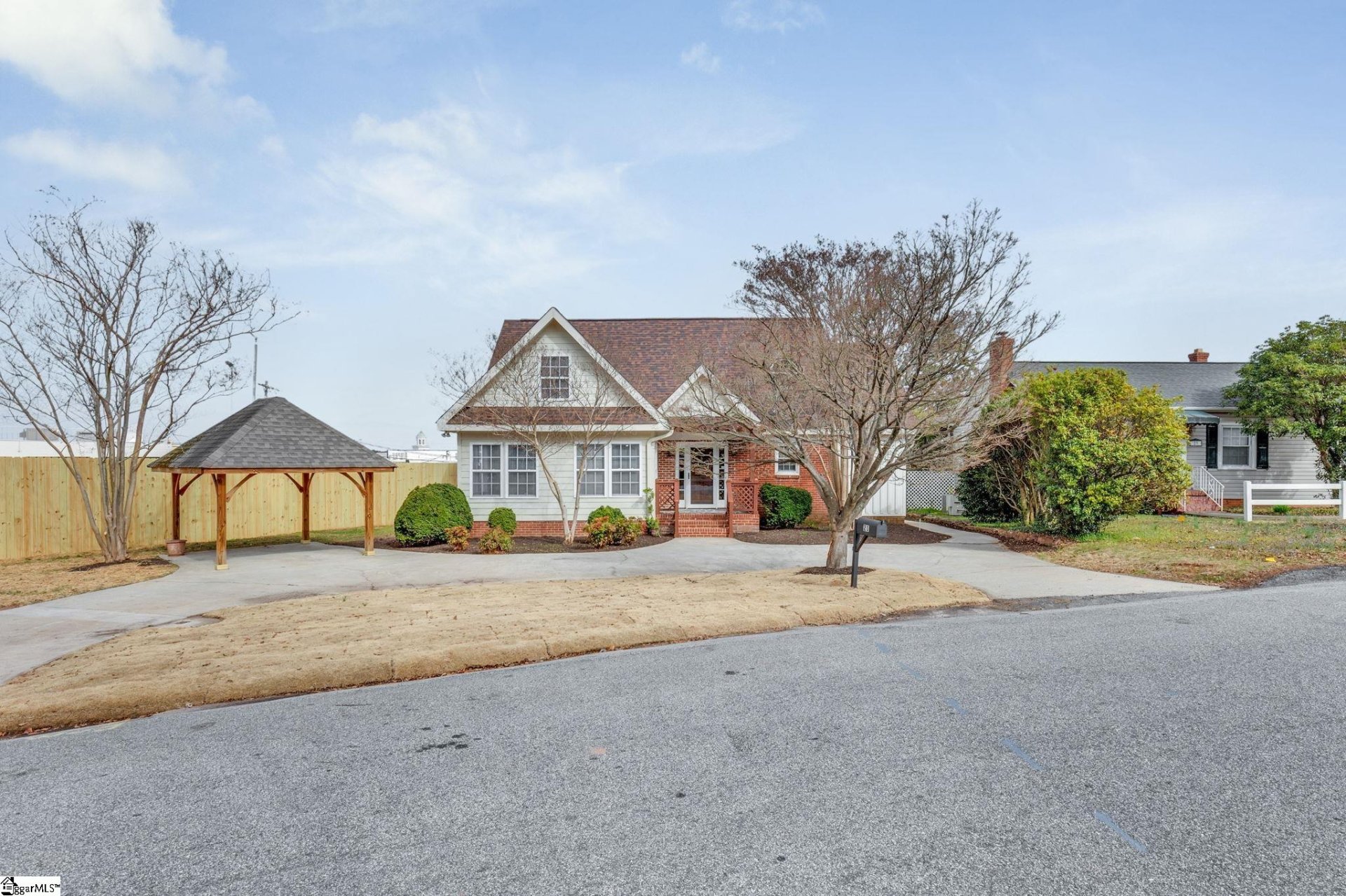Property at 21 Fore Avenue, Greenville, SC 29607-3217