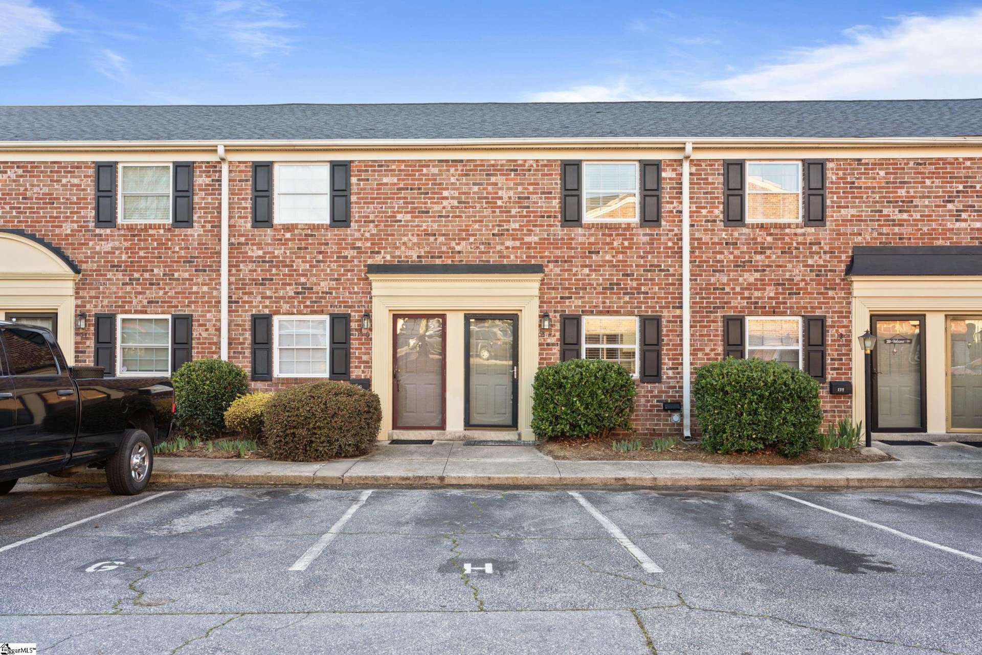 Property image 1 at 2530 E North Street, Greenville, SC 29615