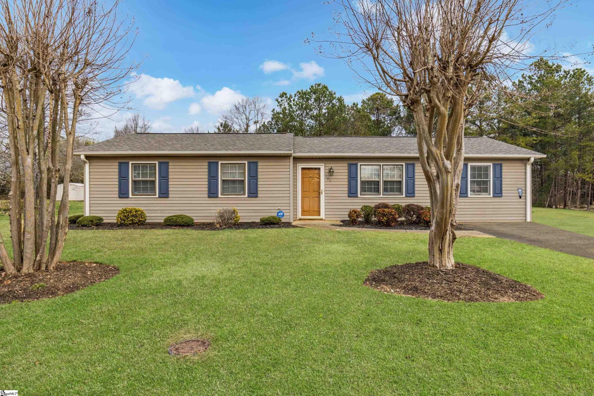 Property image 1 at 105 Palamon Street, Piedmont, SC 29673