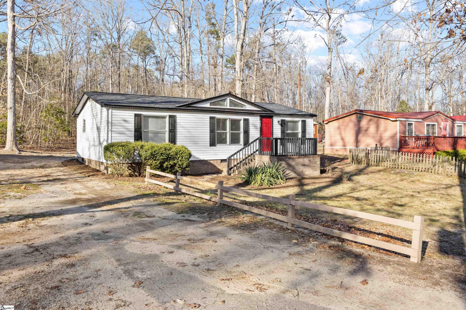 Property image 1 at 605 Englewood Drive, Greenville, SC 29605