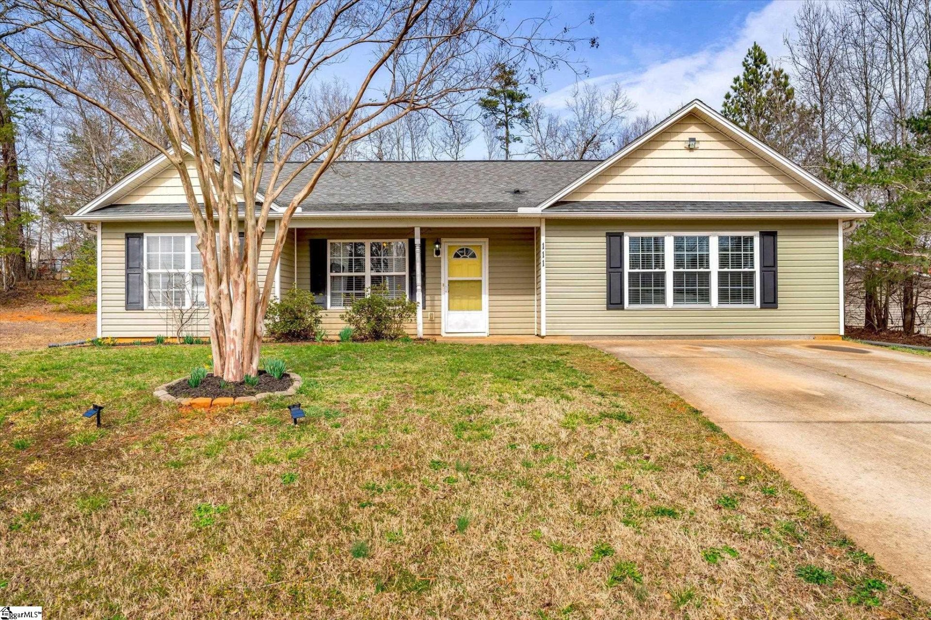 Property image 1 at 111 Manhattan Boulevard, Piedmont, SC 29673