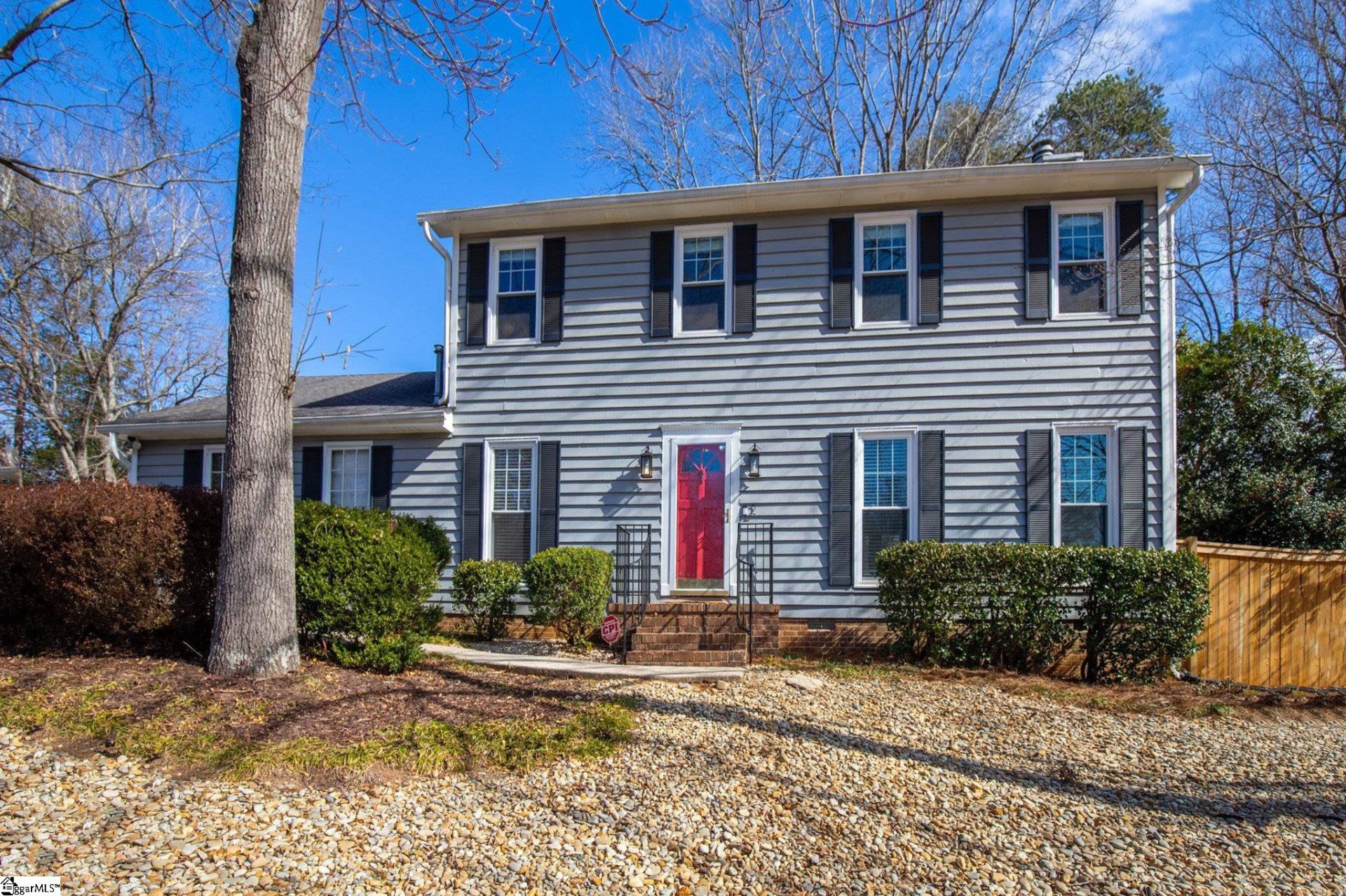 Property image 1 at 2 Foxwood Lane, Taylors, SC 29687