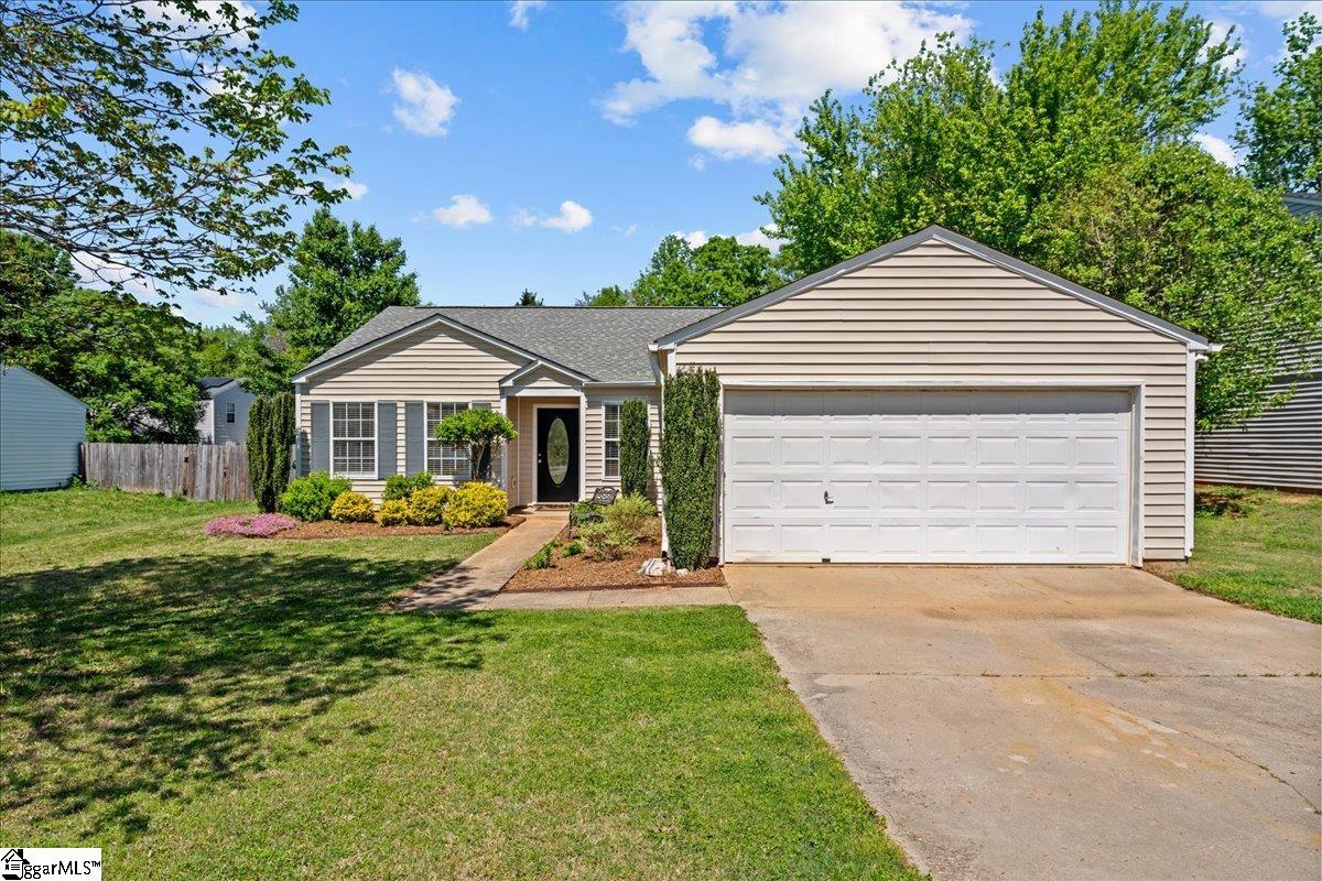 Property image 1 at 105 Tripmont Court, Simpsonville, SC 29680