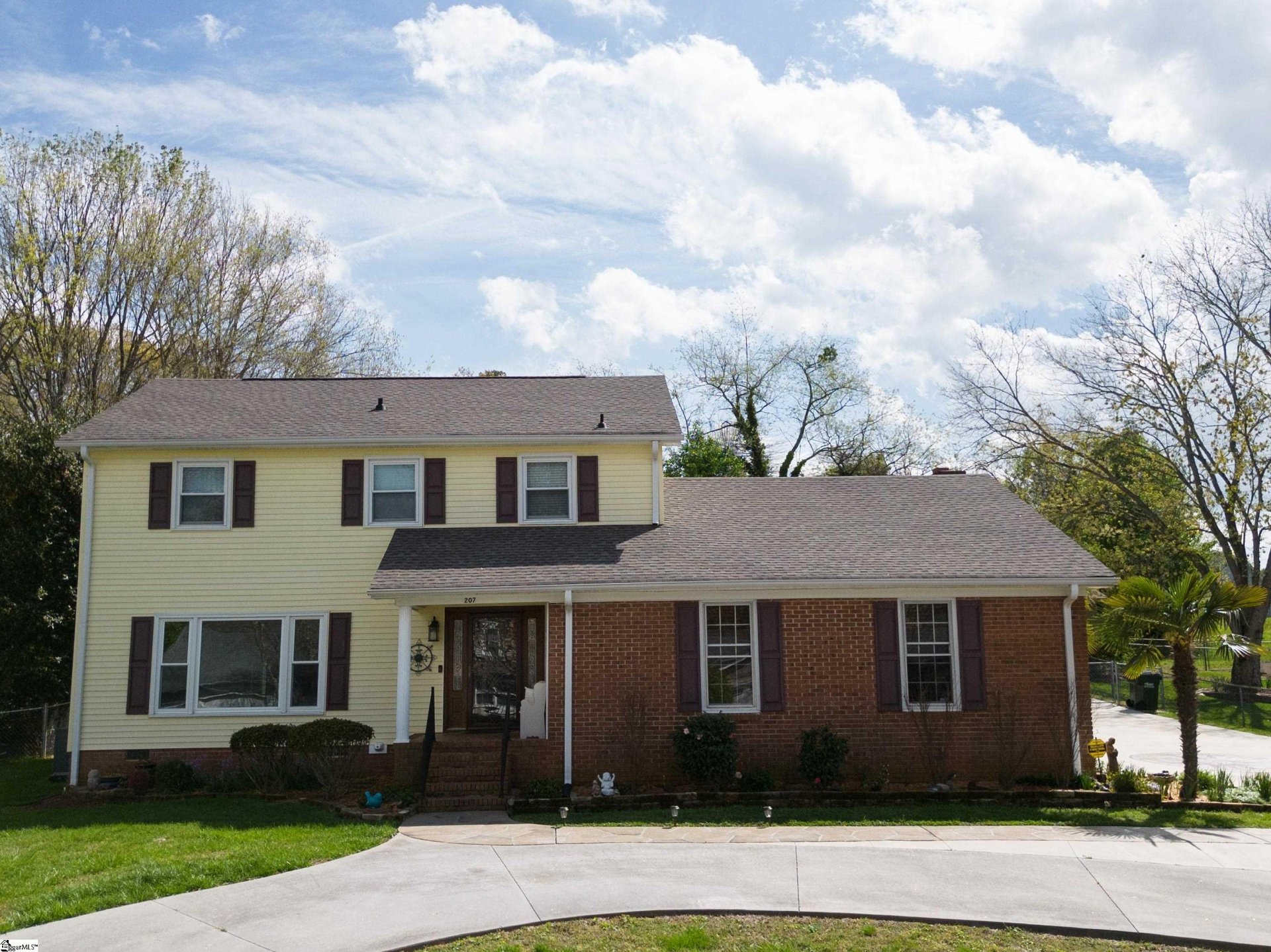 207 Hedgewood Terrace