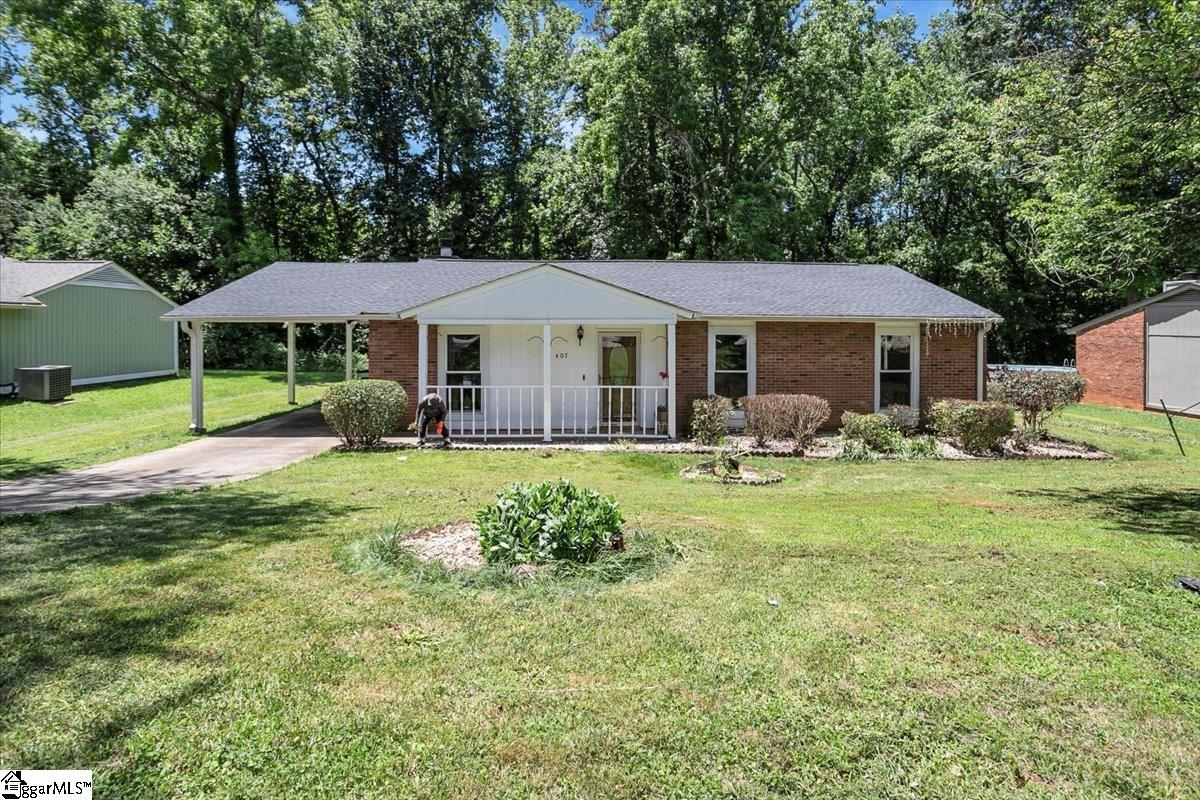 Property image 1 at 407 Cardington Avenue, Piedmont, SC 29673