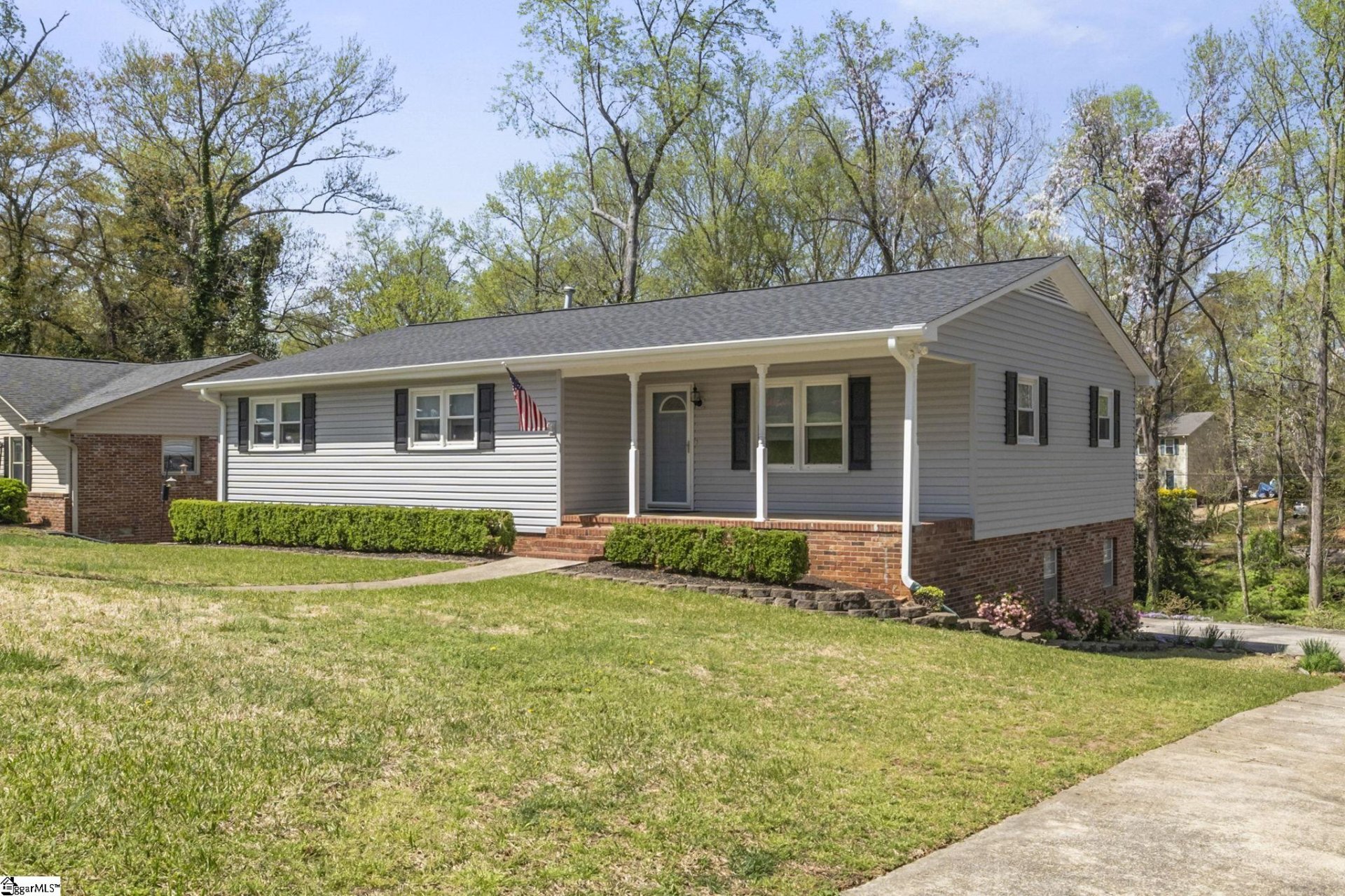 Property at 407 Great Glen Road, Greenville, SC 29615