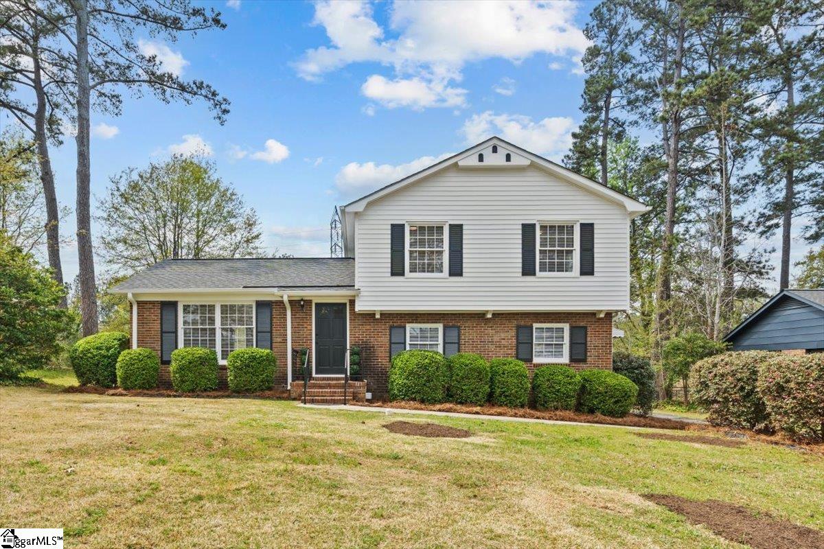 Property image 1 at 121 Heather Drive, Spartanburg, SC 29301
