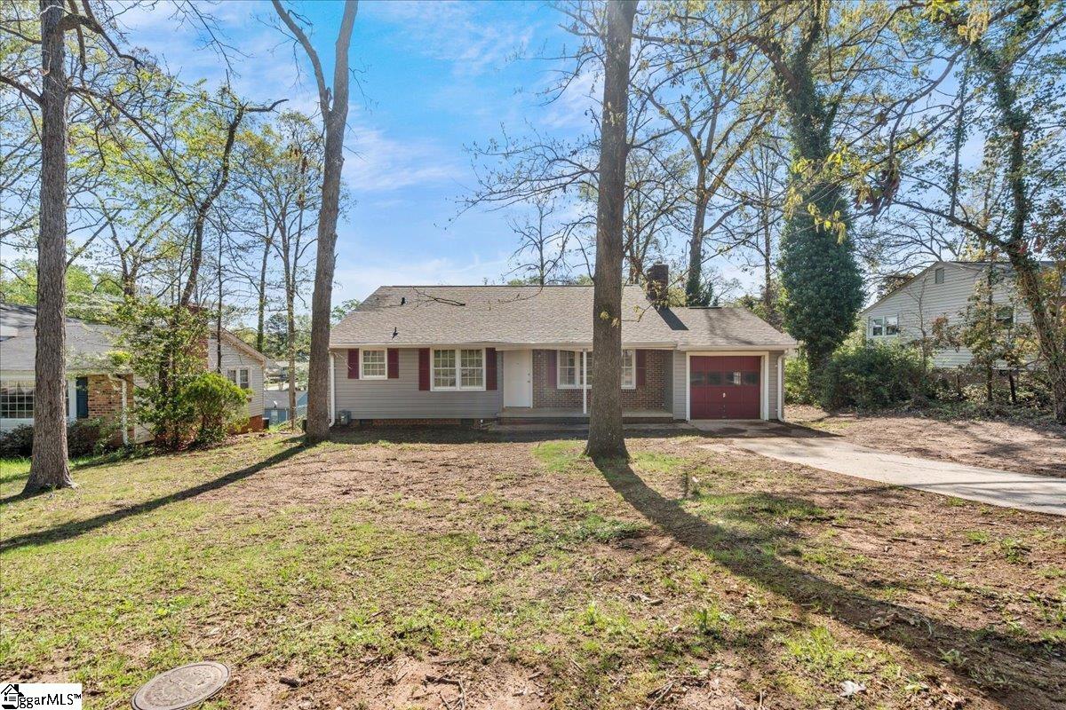 Property image 1 at 813 Pine Creek Drive, Greenville, SC 29605