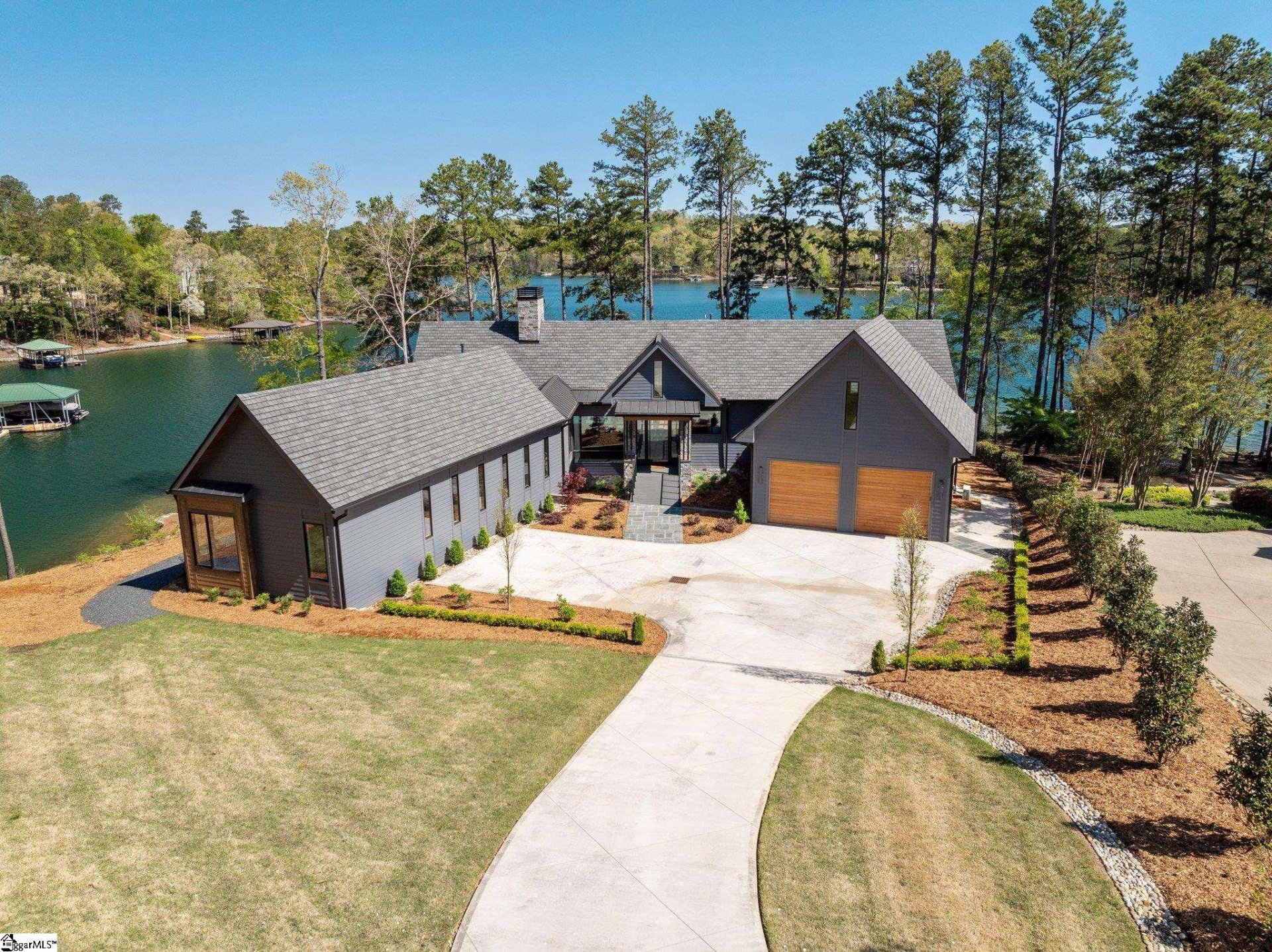 Property image 1 at 607 Longview Court, Seneca, SC 29672