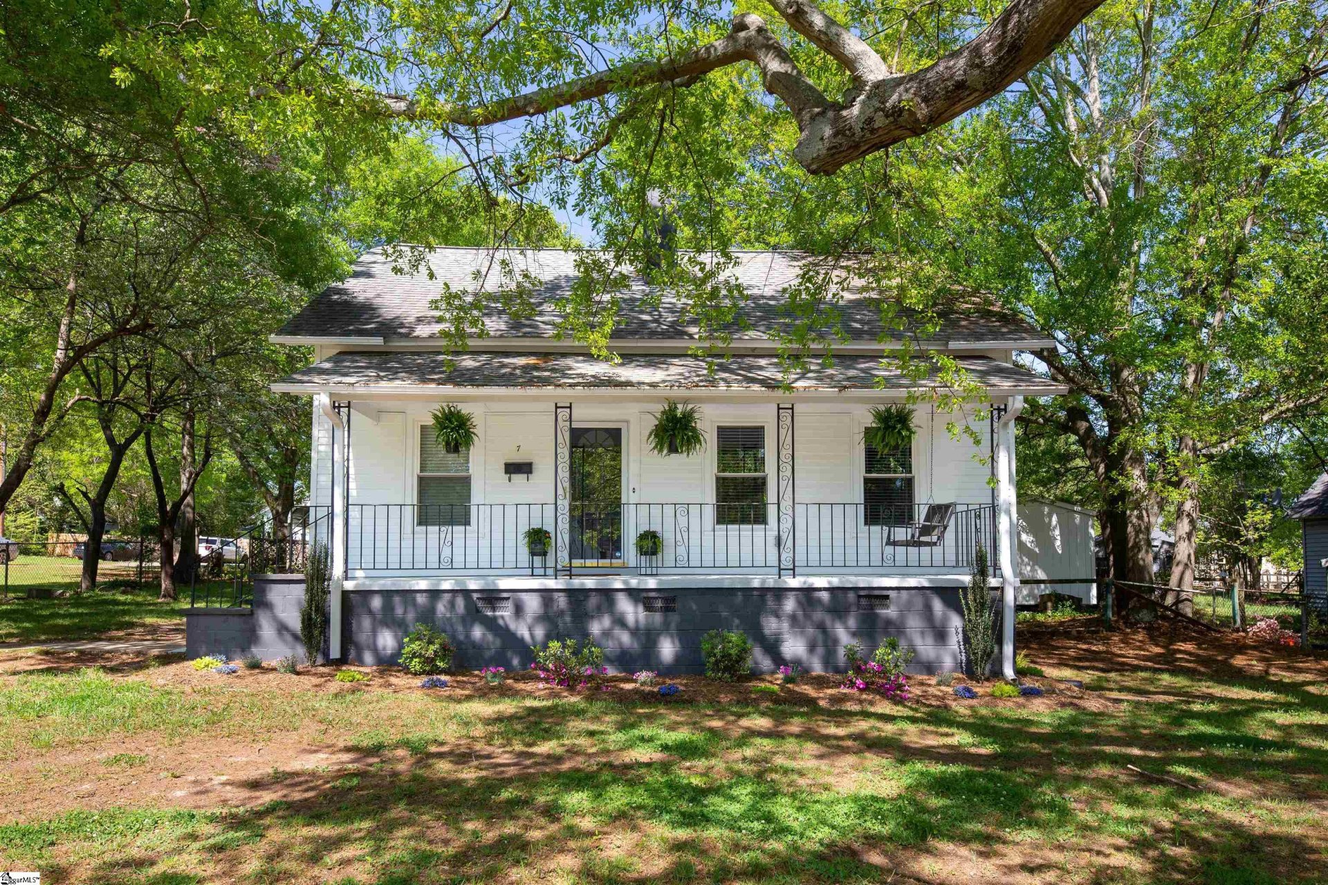 Property image 1 at 7 Duke Street, Greenville, SC 29605