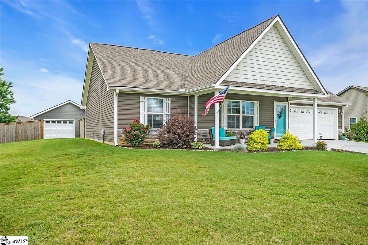 Property image 1 at 407 Braeburn Fields Court, Inman, SC 29349