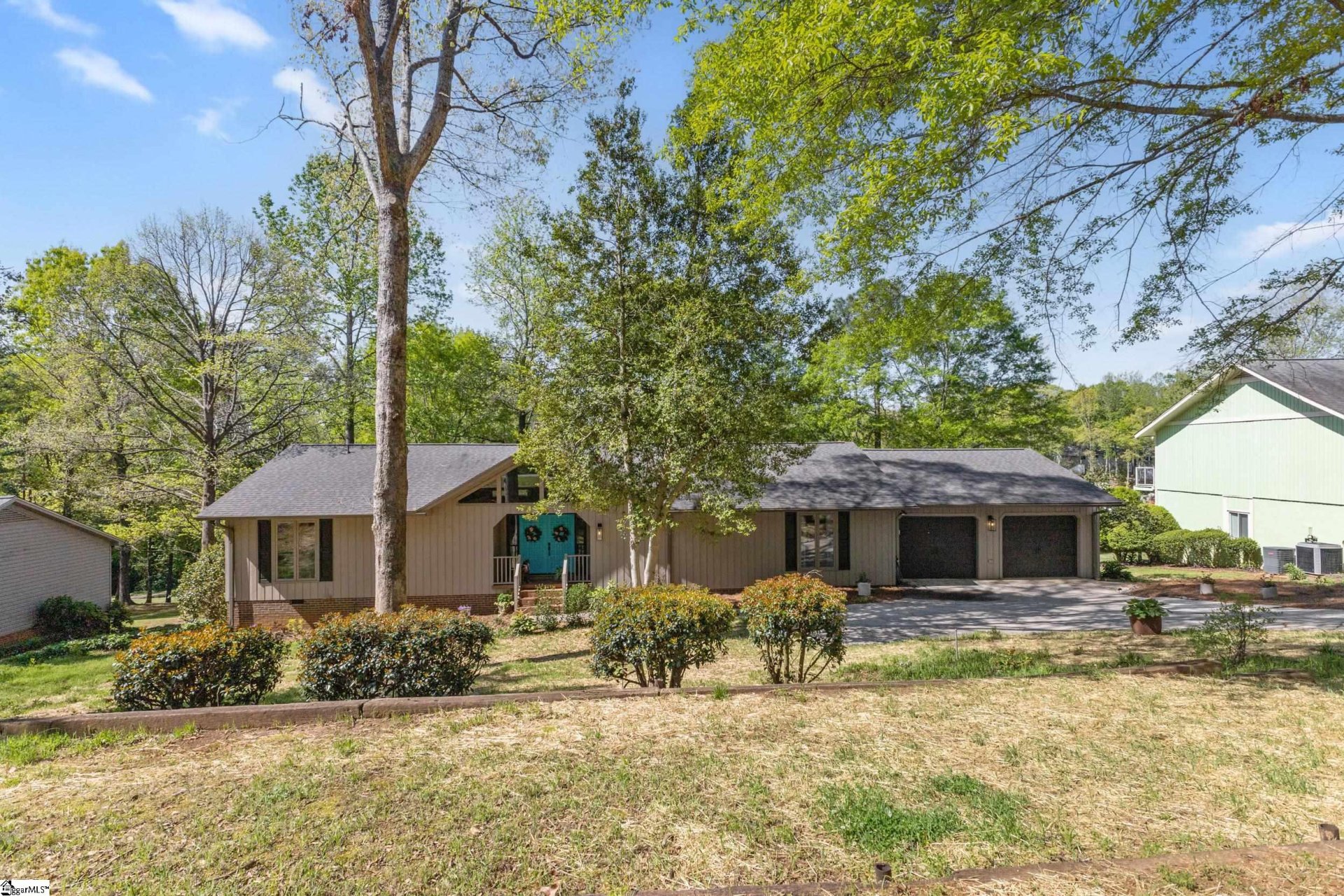 Property image 1 at 302 Sassafras Drive, Taylors, SC 29687