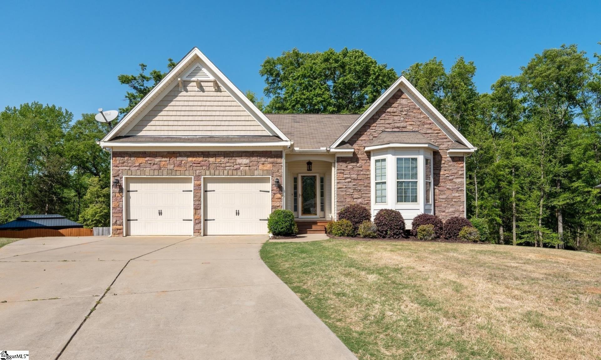 Property image 1 at 180 Pendock Lane, Piedmont, SC 29673