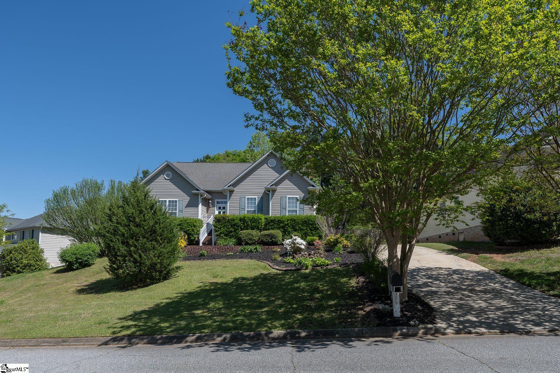 Property image 1 at 38 River Park Lane, Taylors, SC 29687