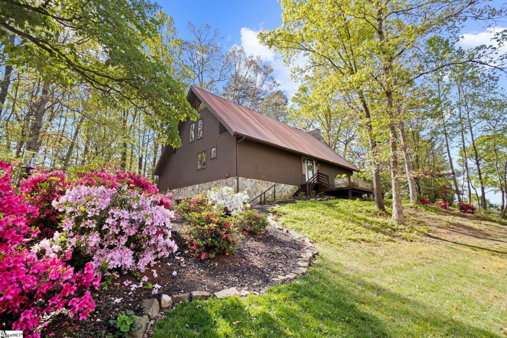 Pebble Creek, Taylors community