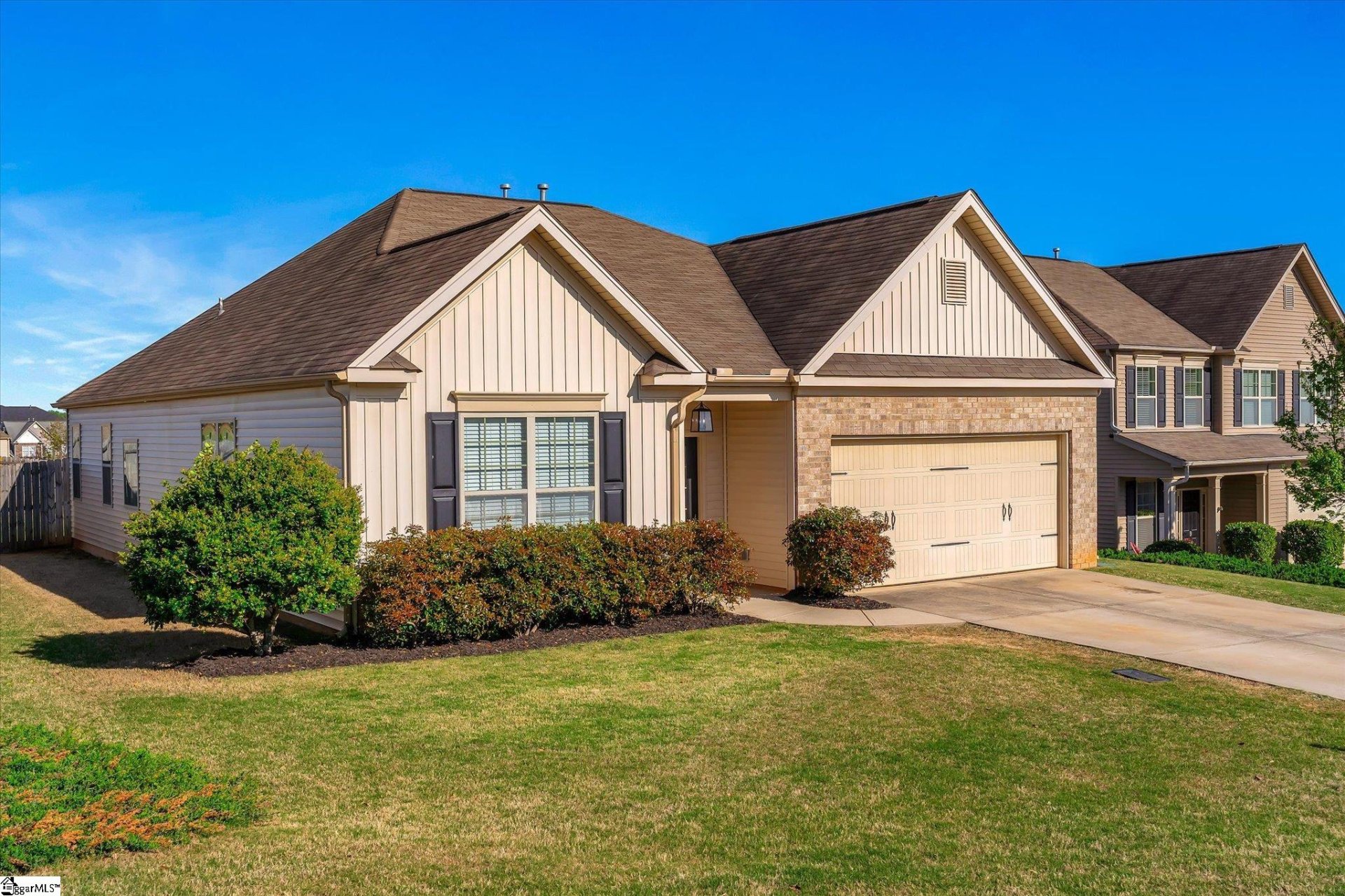 Property image 1 at 7 Harwick Court, Easley, SC 29642-7005