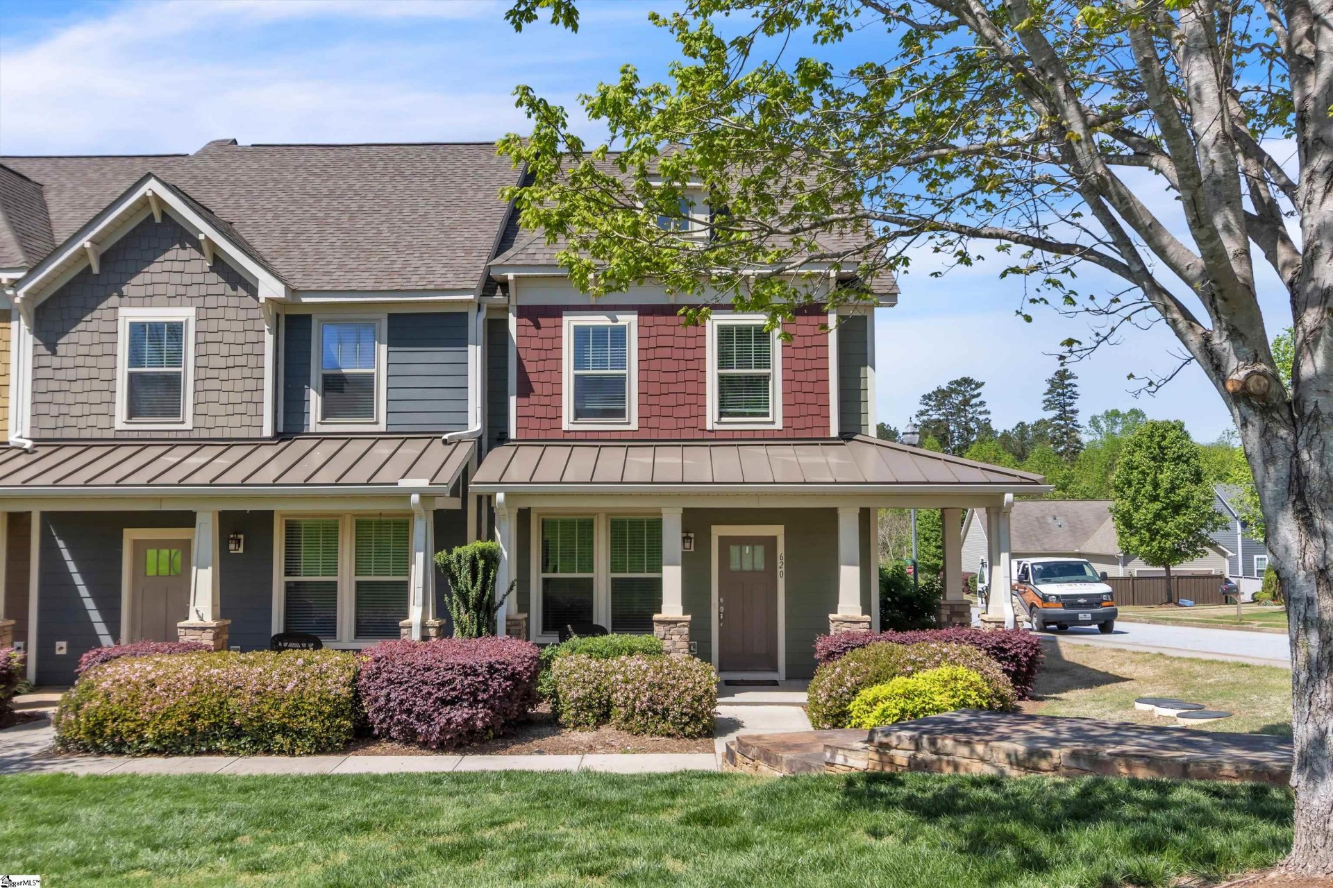 620 Springbank Aly Alley