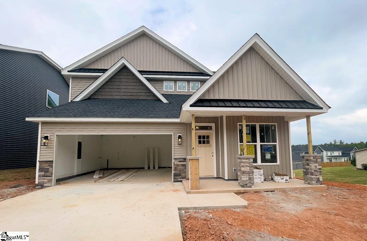 Property image 1 at 119 River Trace Loop, Simpsonville, SC 29680