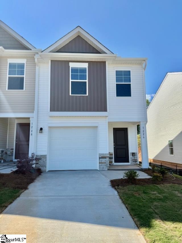 Property at 1226 Forestbrook Lane, Spartanburg, SC 29303