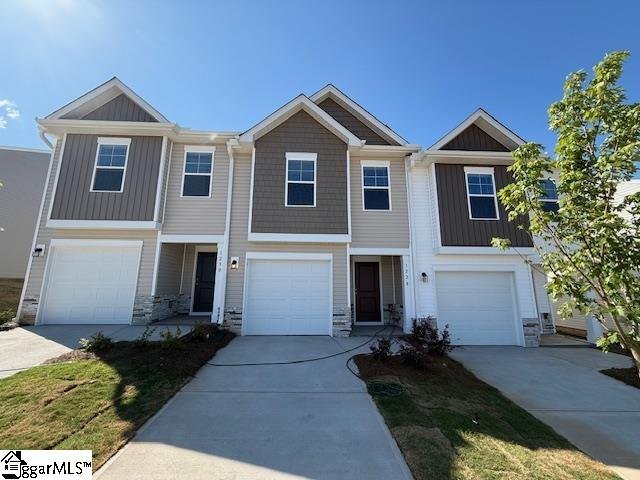 Property image 1 at 1228 Forestbrook Lane, Spartanburg, SC 29303