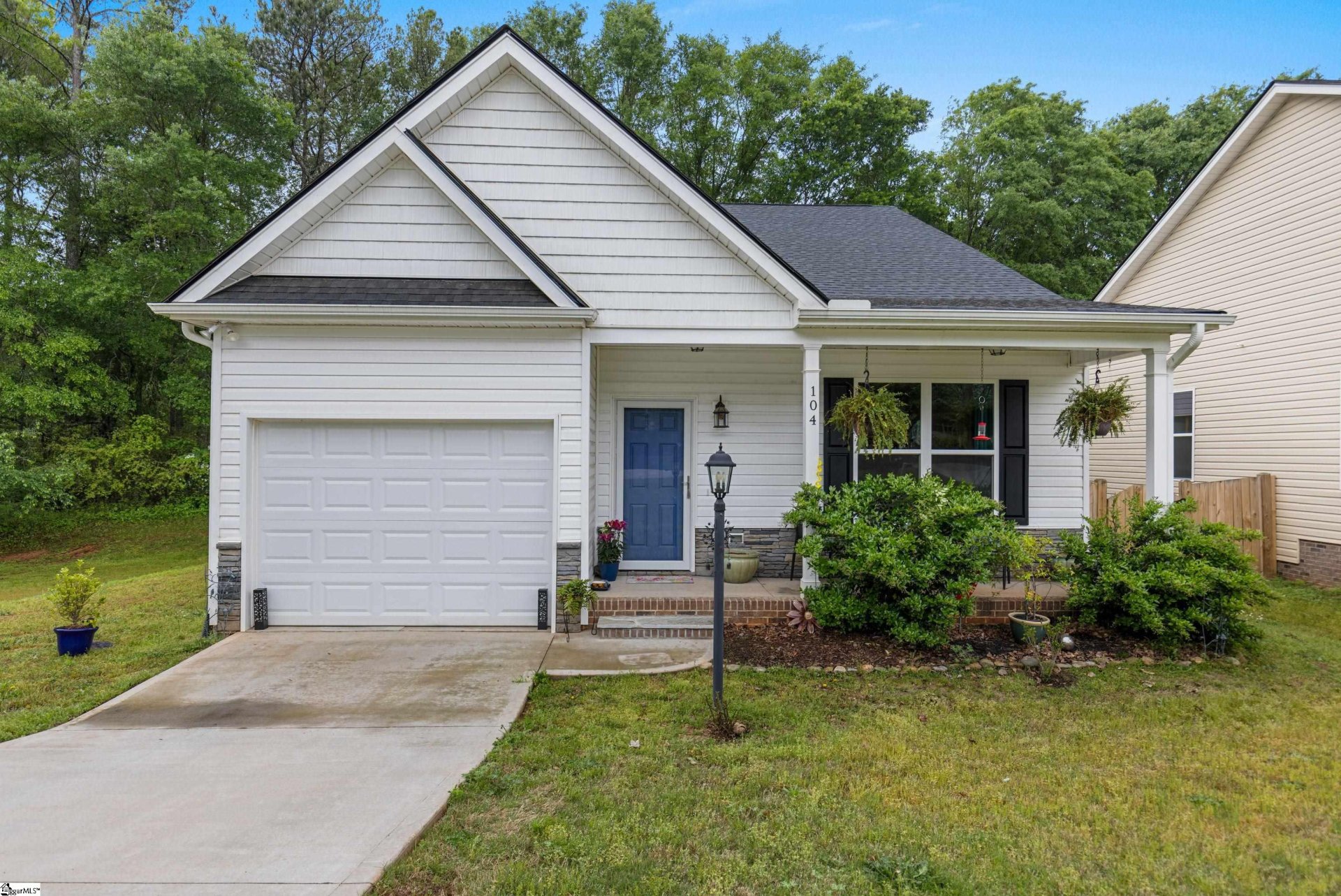 Property at 104 Colonial Court, Pendleton, SC 29670