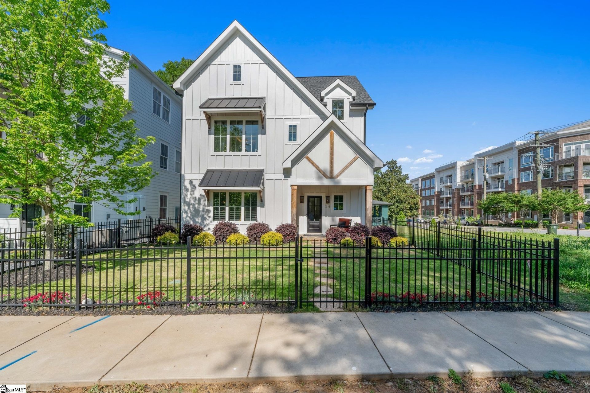 Property at 14 Perry Avenue, Greenville, SC 29601-2400