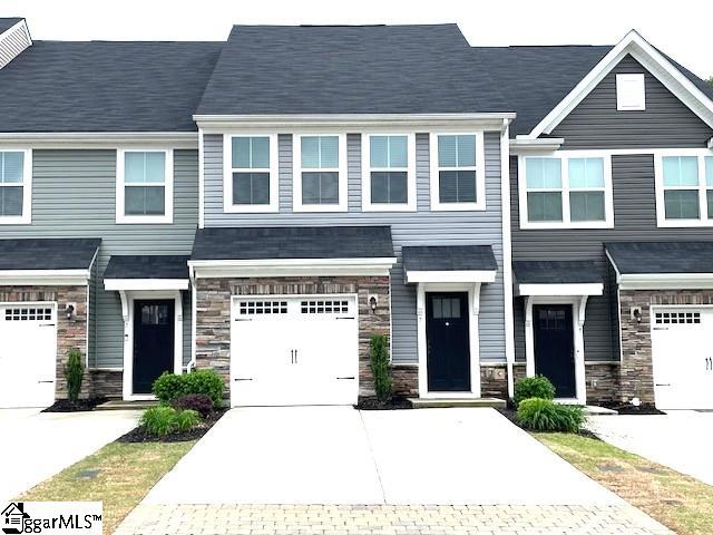 Property at 7 Country Dale Drive, Greer, SC 29650