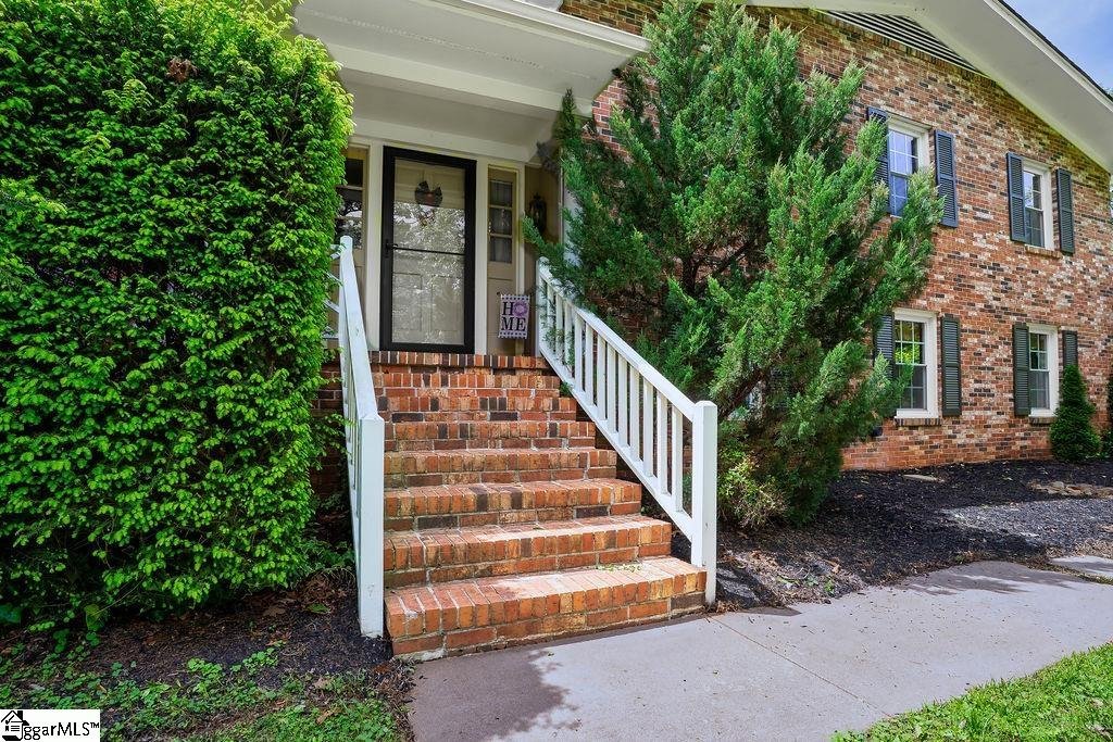 Property at 19 Terramont Drive, Greenville, SC 29615