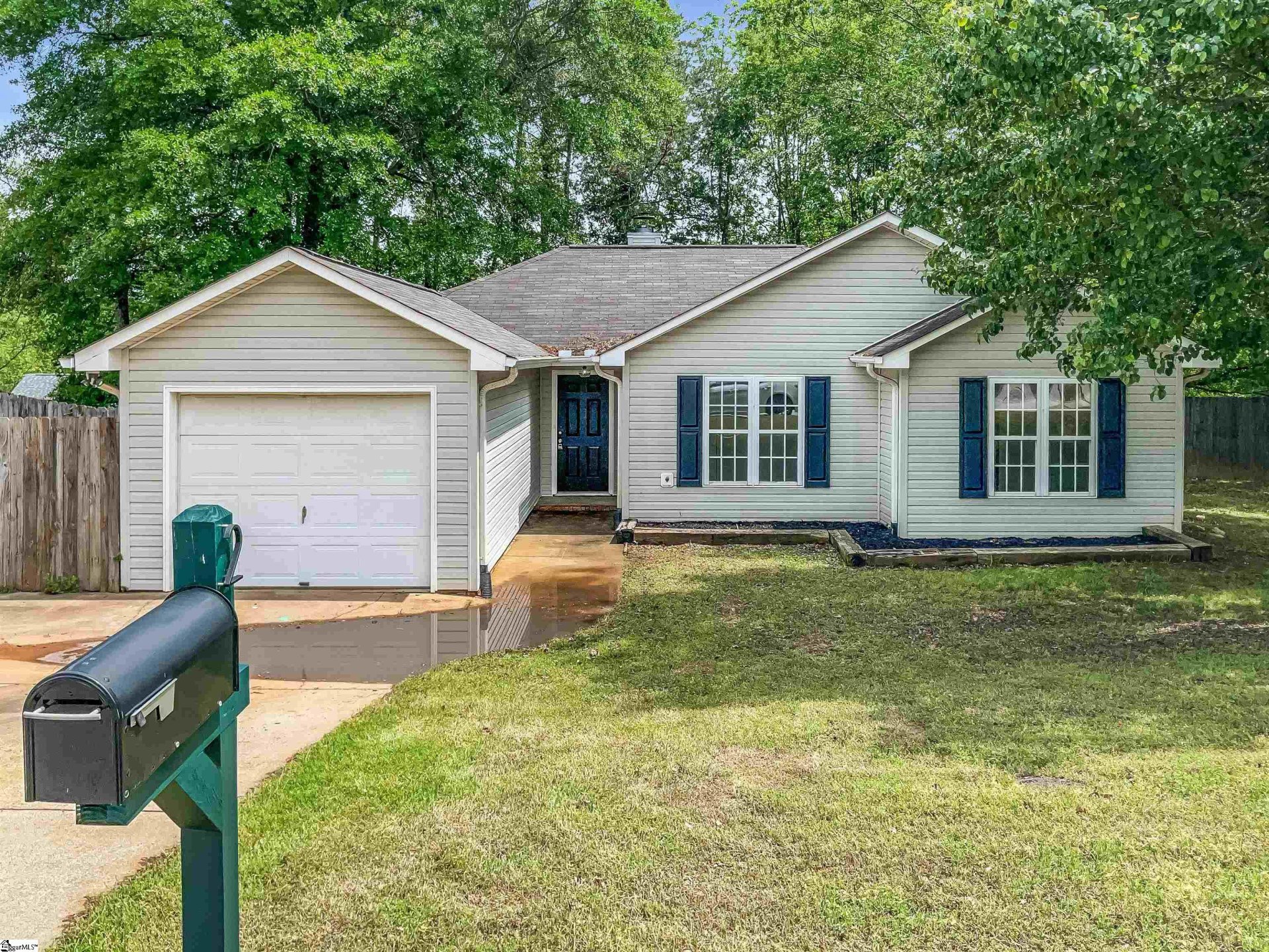 Property image 1 at 2 Turnstone Court, Simpsonville, SC 29680