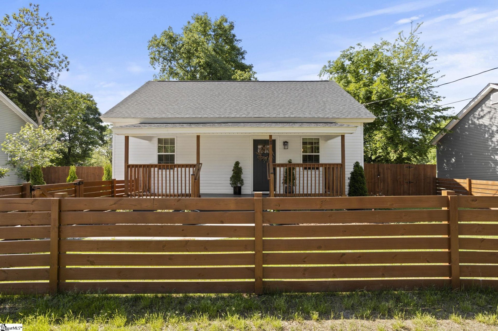 Property image 1 at 11 Ninth Street, Greenville, SC 29611