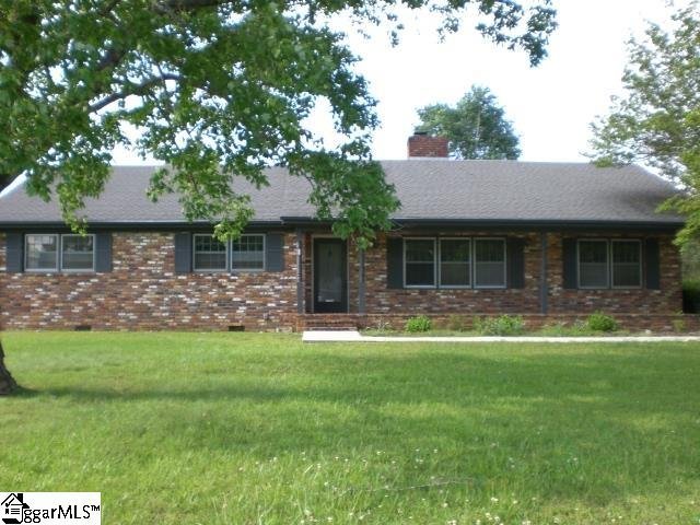 Property at 125 Thunderbird Place, Spartanburg, SC 29307